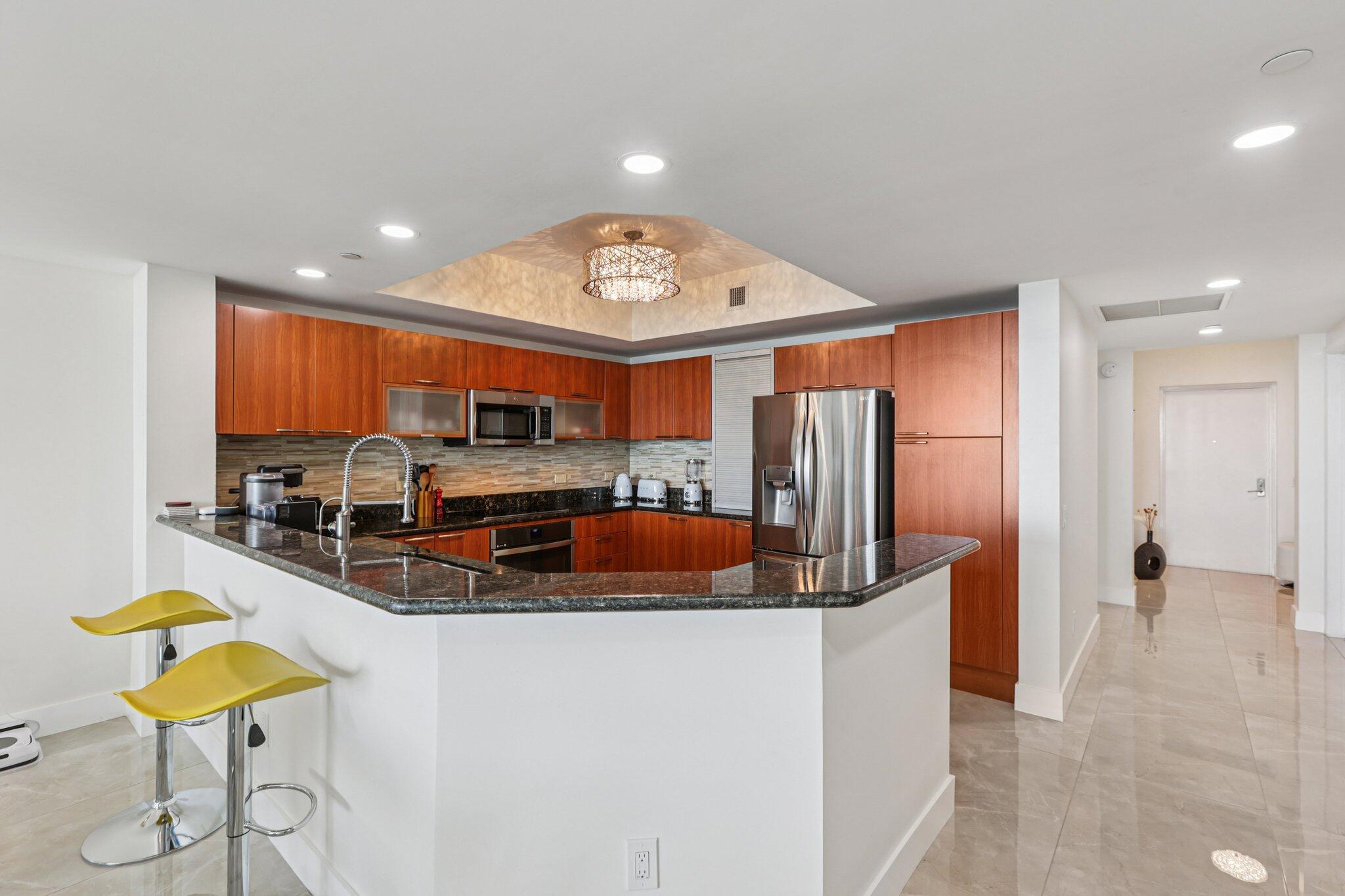 2640 Lake Shore Drive 2312 Property Photo 9