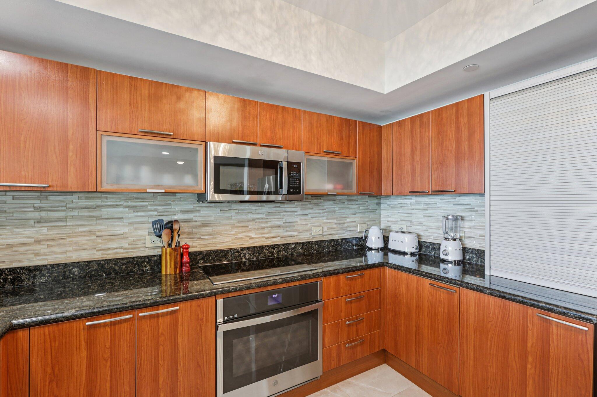 2640 Lake Shore Drive 2312 Property Photo 11