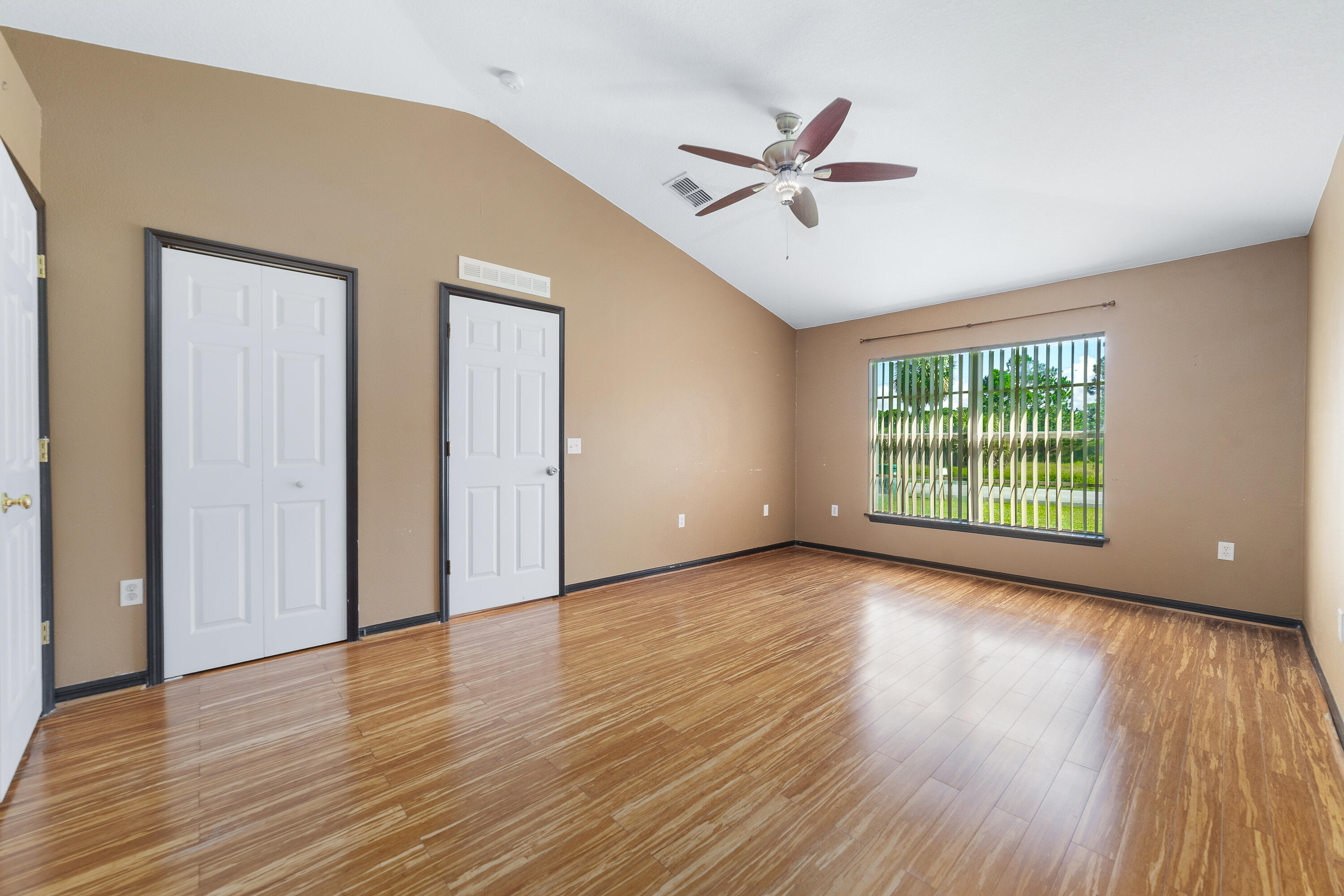 1165 Se 40th Avenue Property Photo 12