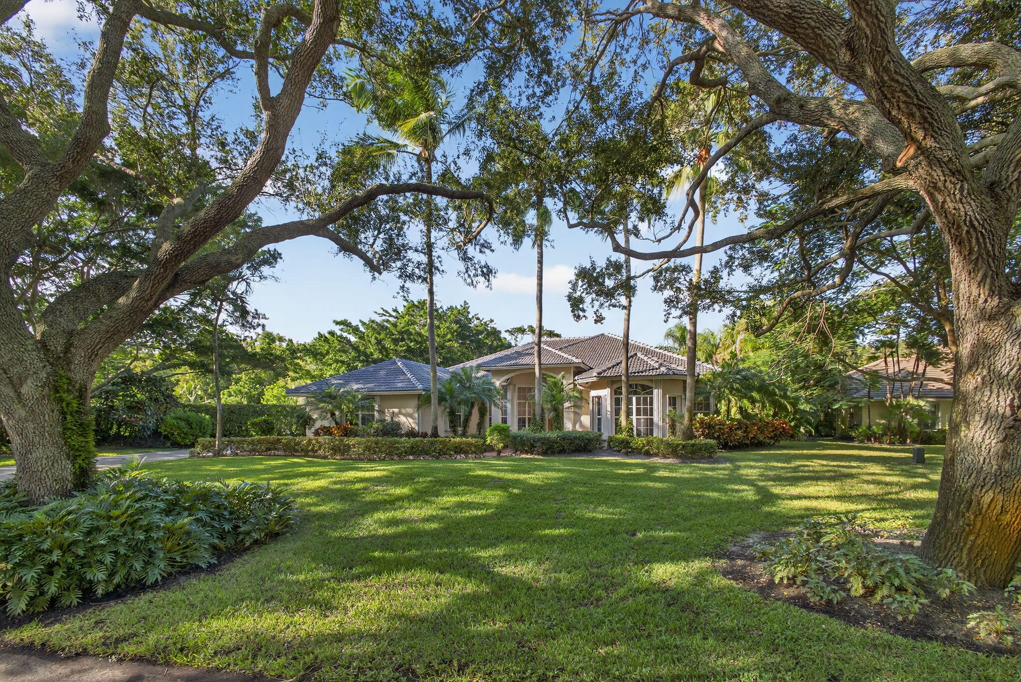 9923 Se Oak Tree Terrace Property Photo 1