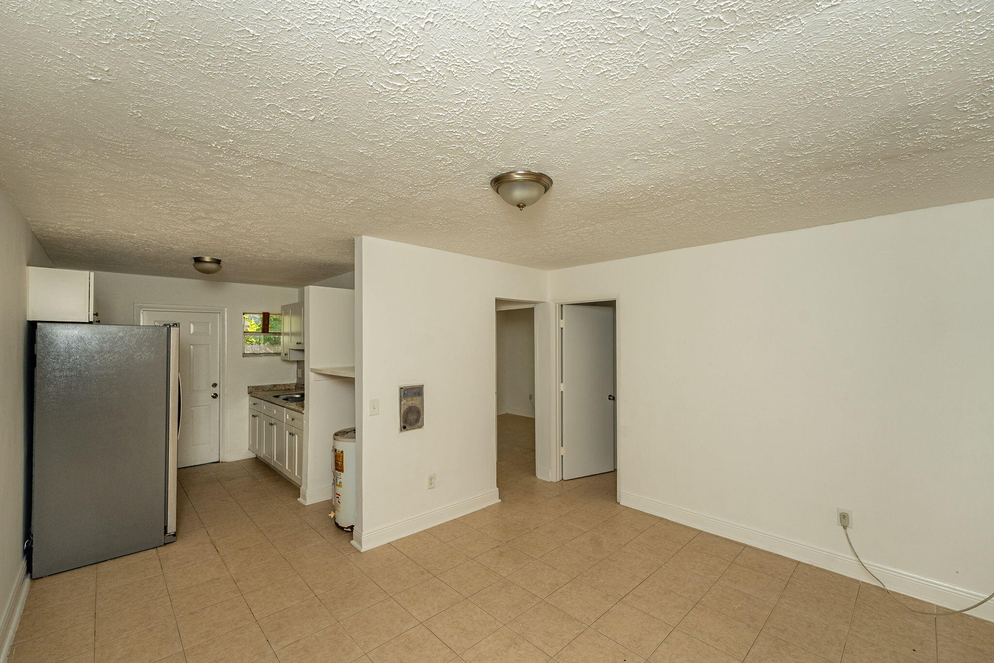 2108 Avenue E Property Photo 5