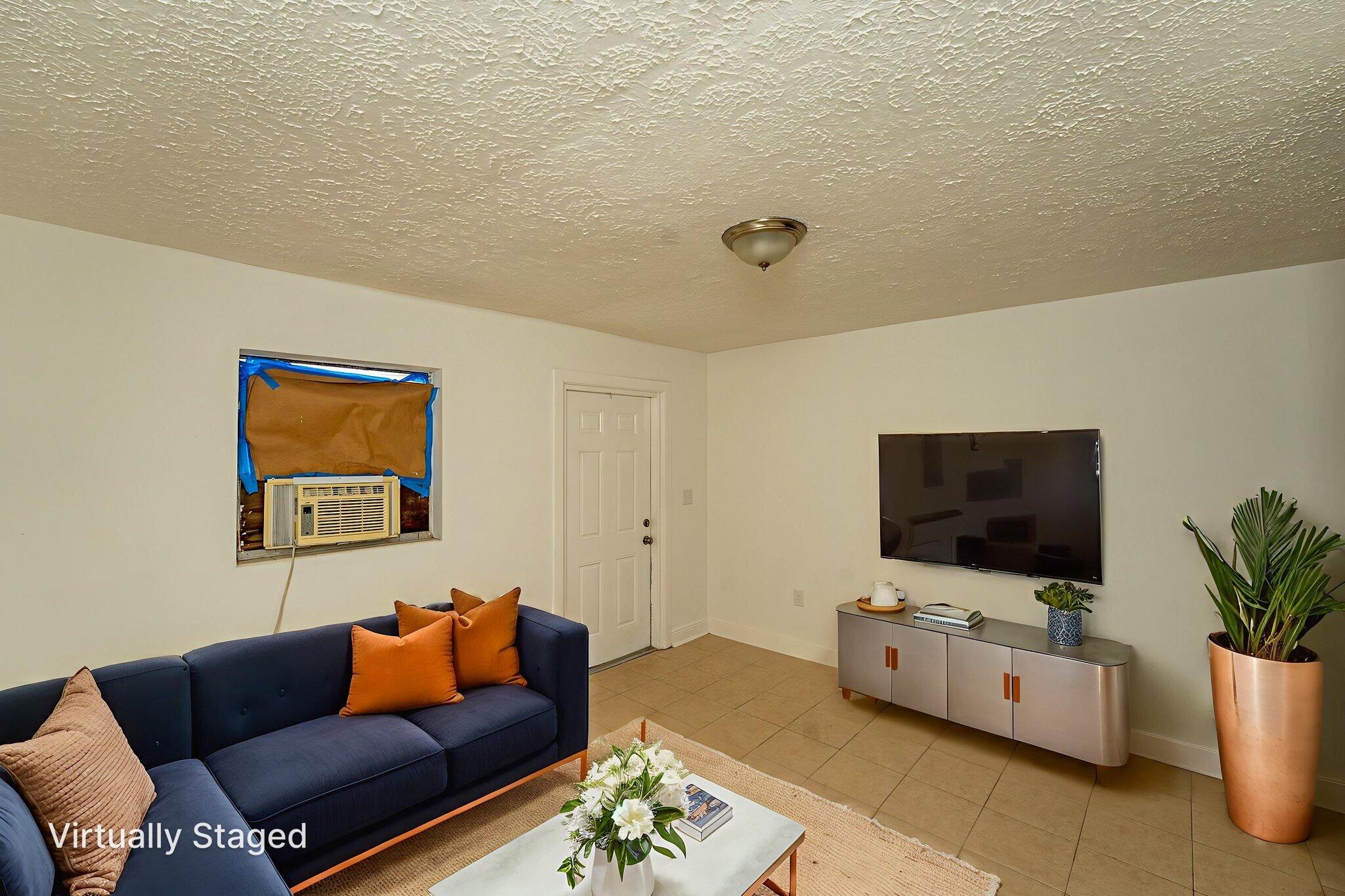 2108 Avenue E Property Photo 11