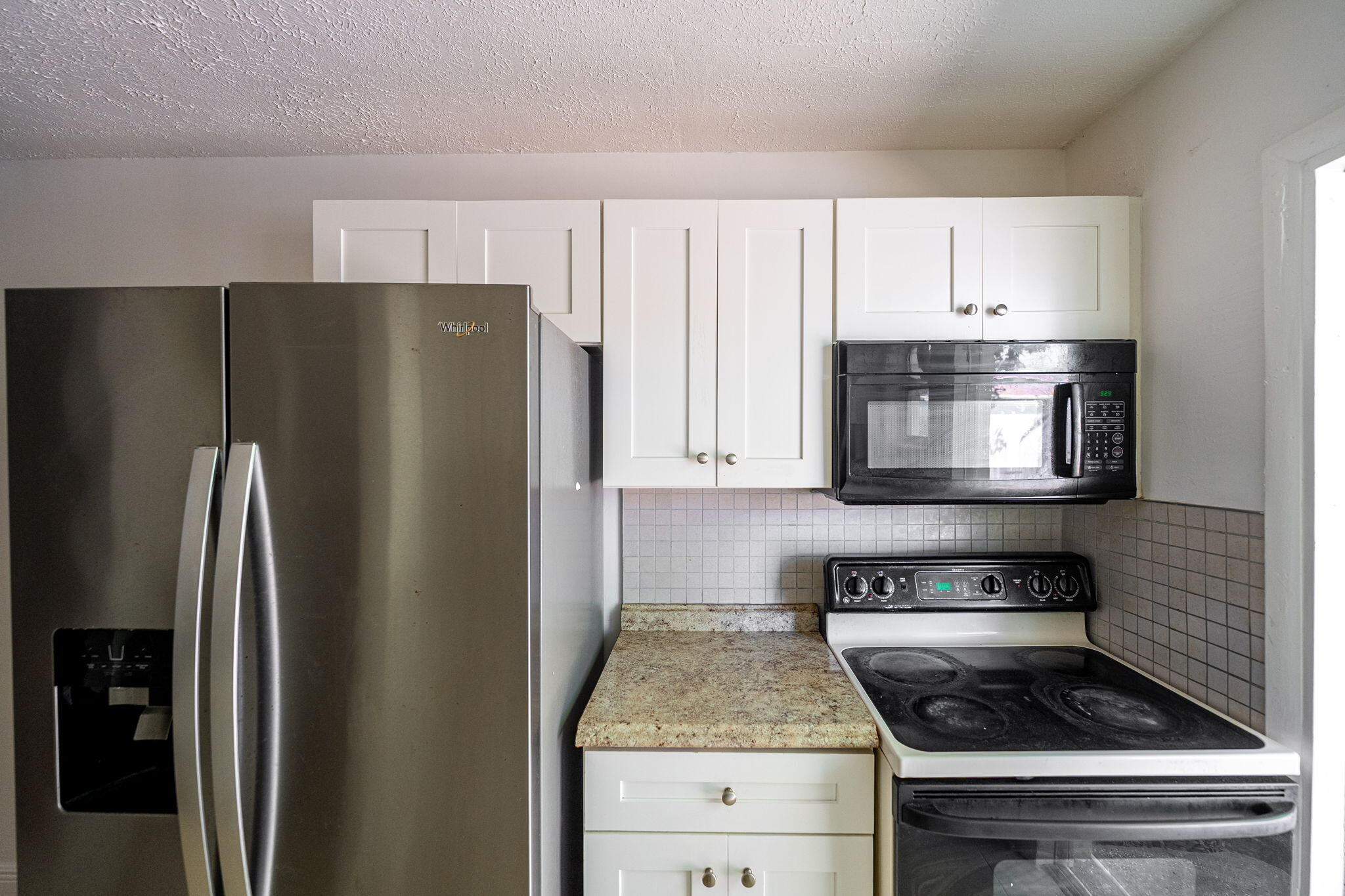 2108 Avenue E Property Photo 22