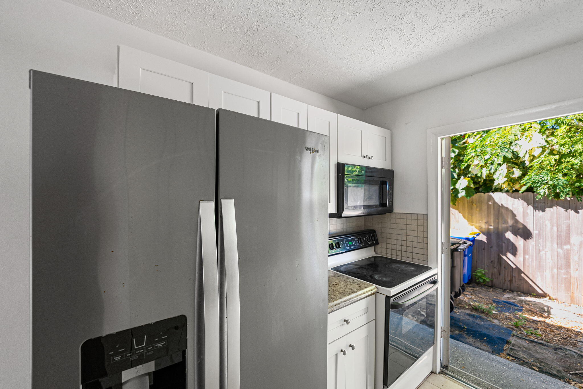 2108 Avenue E Property Photo 23