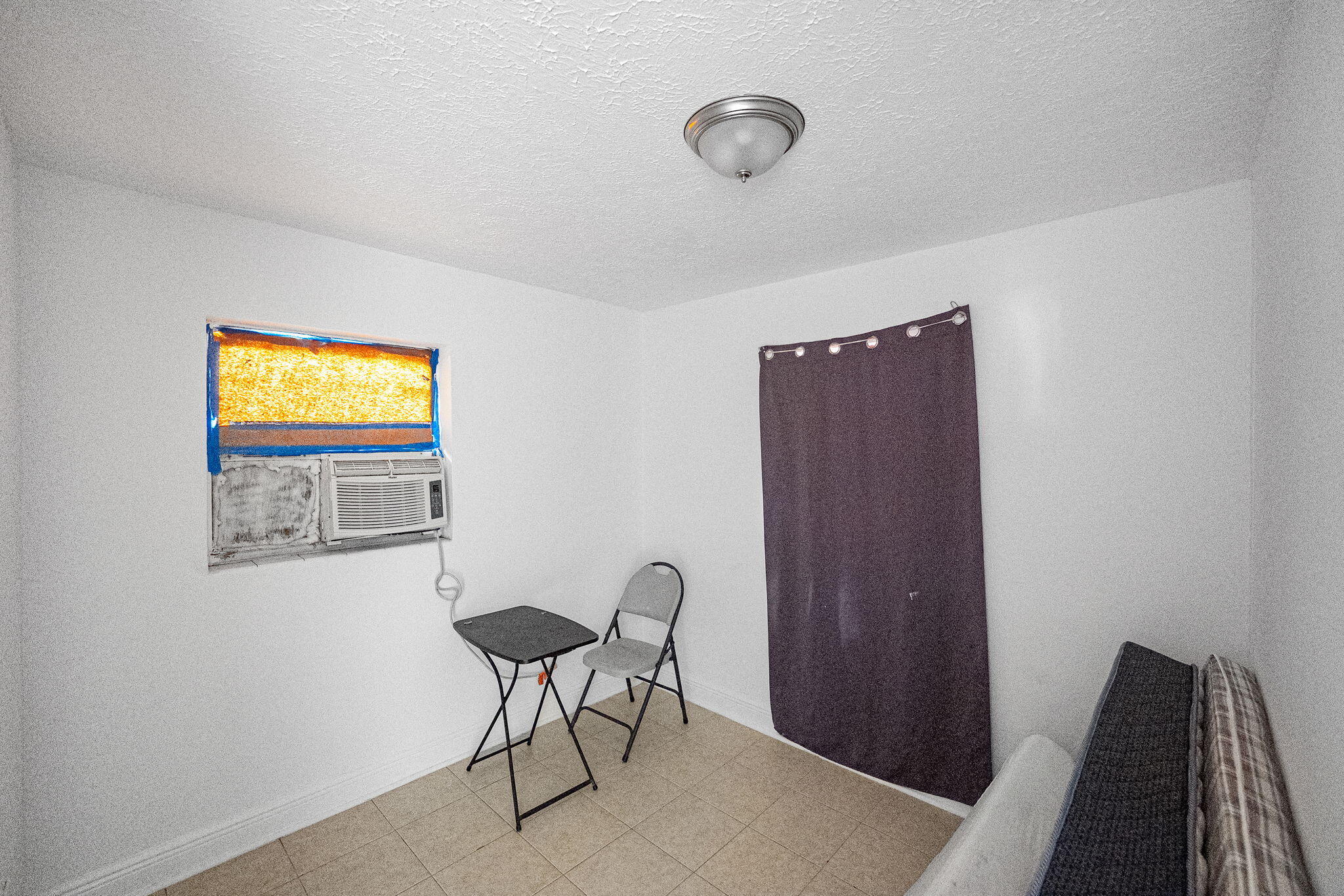 2108 Avenue E Property Photo 27