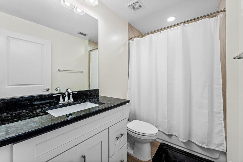 18476 40th Run N Property Photo 13