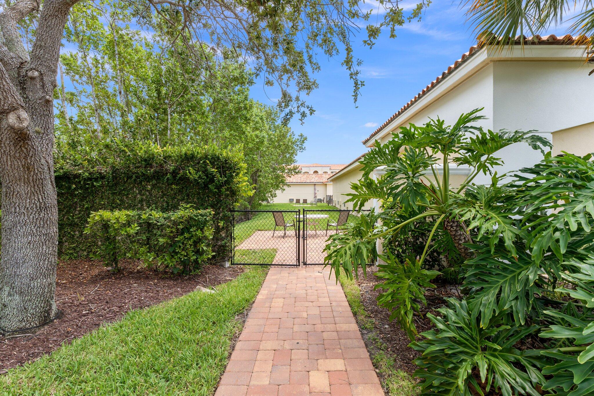17 Harbour Isle Drive W Ph03 Property Photo 62