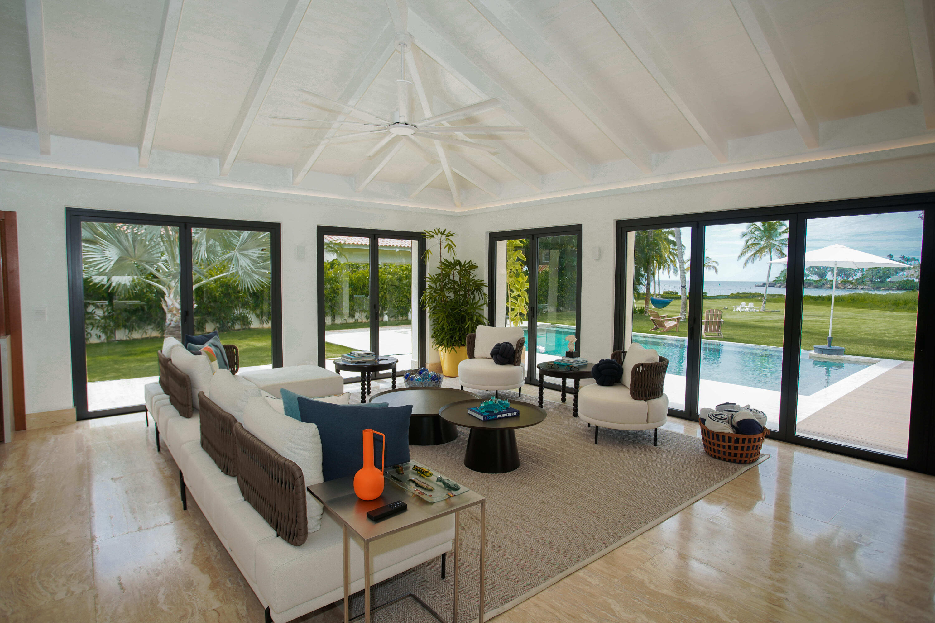 21 00 Property Photo 16