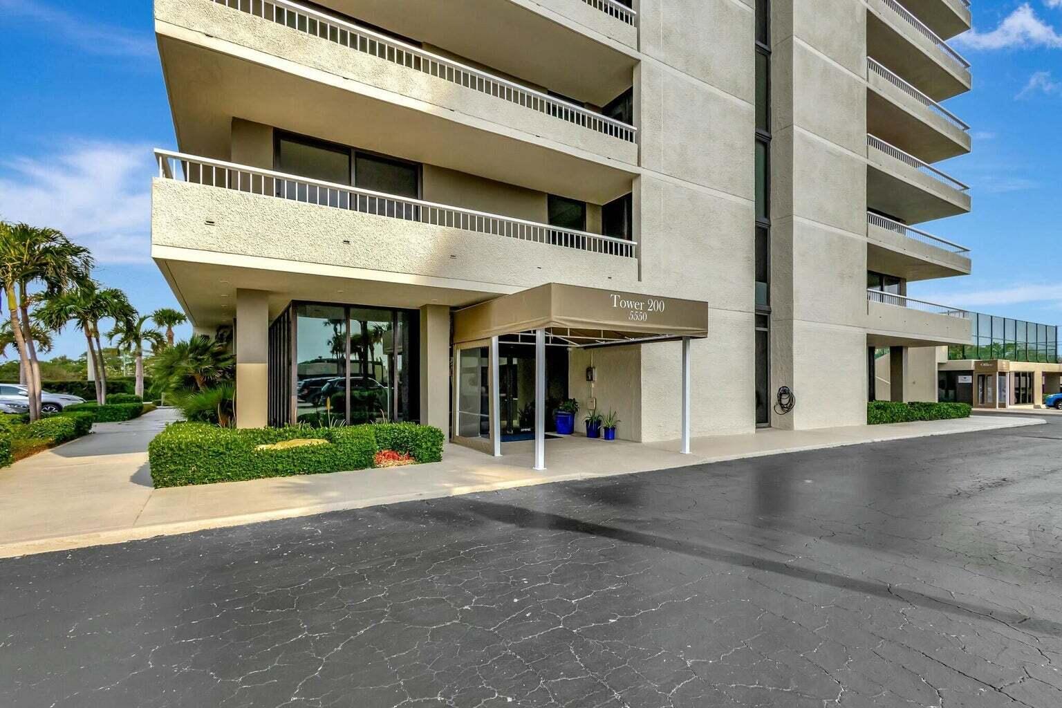 5550 N Ocean Drive 2b Property Photo 1