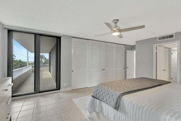 5550 N Ocean Drive 2b Property Photo 12