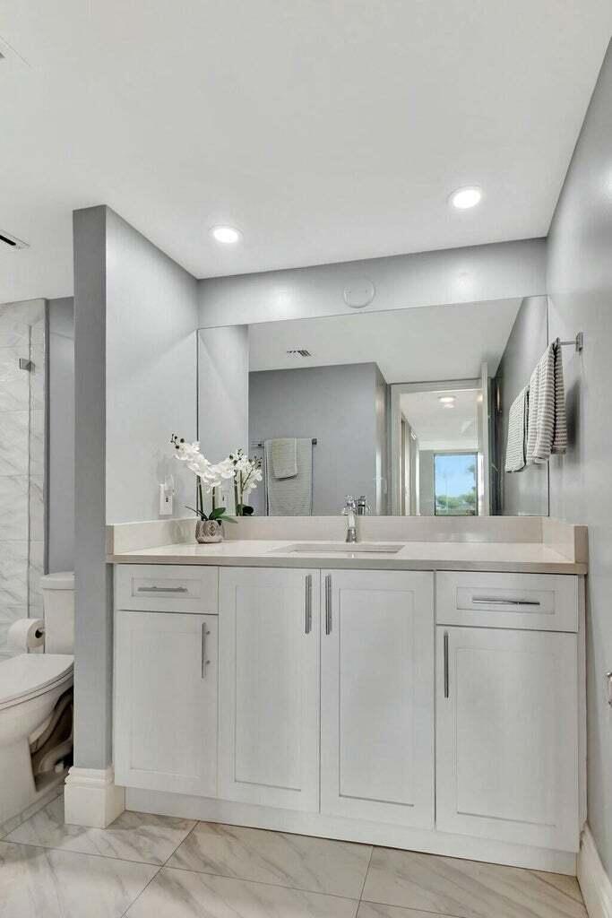 5550 N Ocean Drive 2b Property Photo 19
