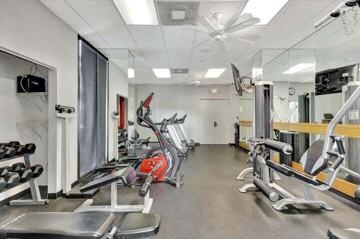 5550 N Ocean Drive 2b Property Photo 34