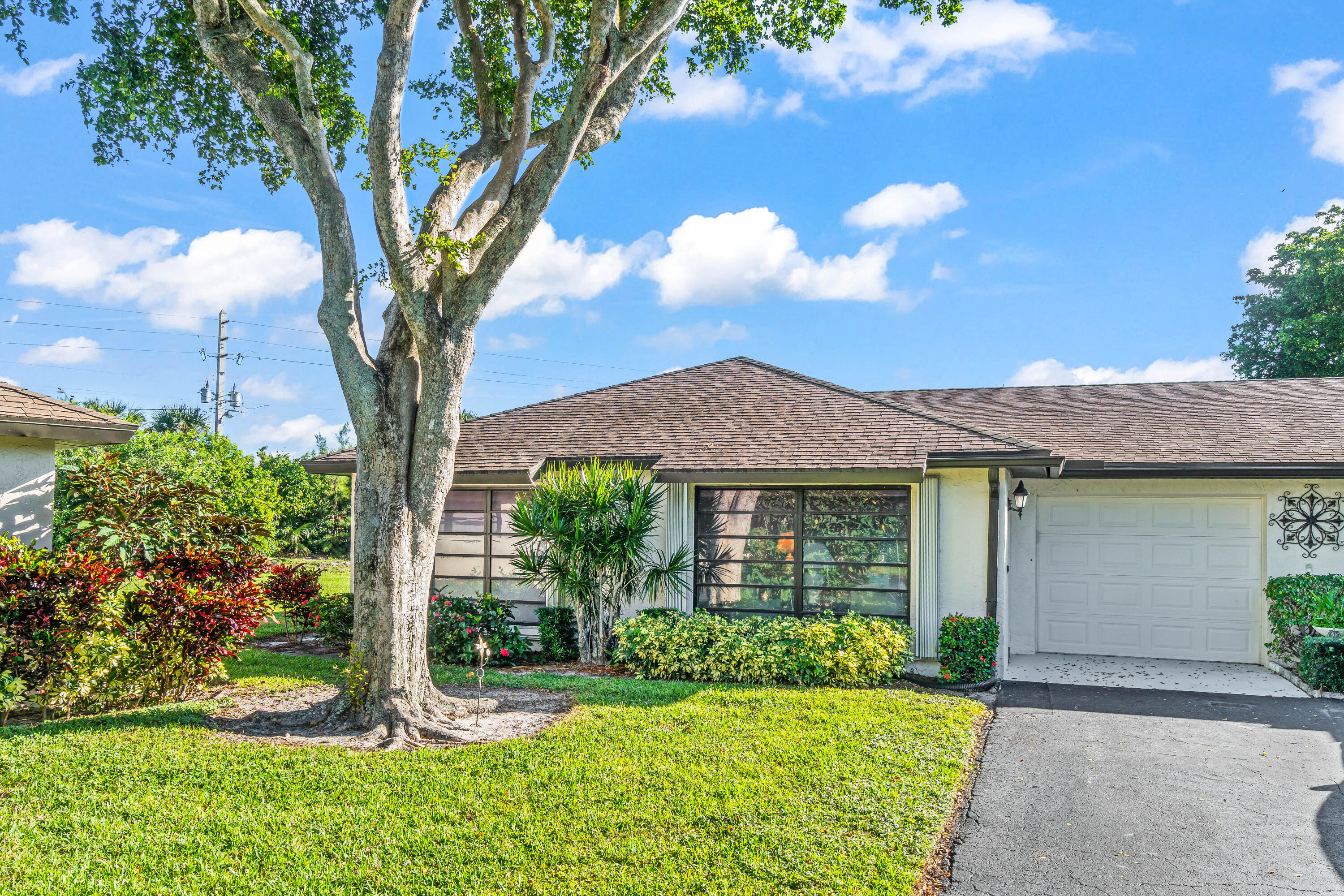 4868 Hawkwood Road A Property Photo 1