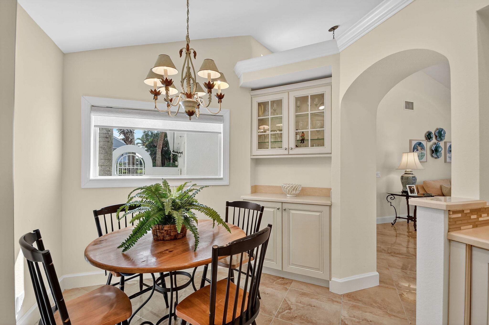 9333 Heathridge Drive Property Photo 15