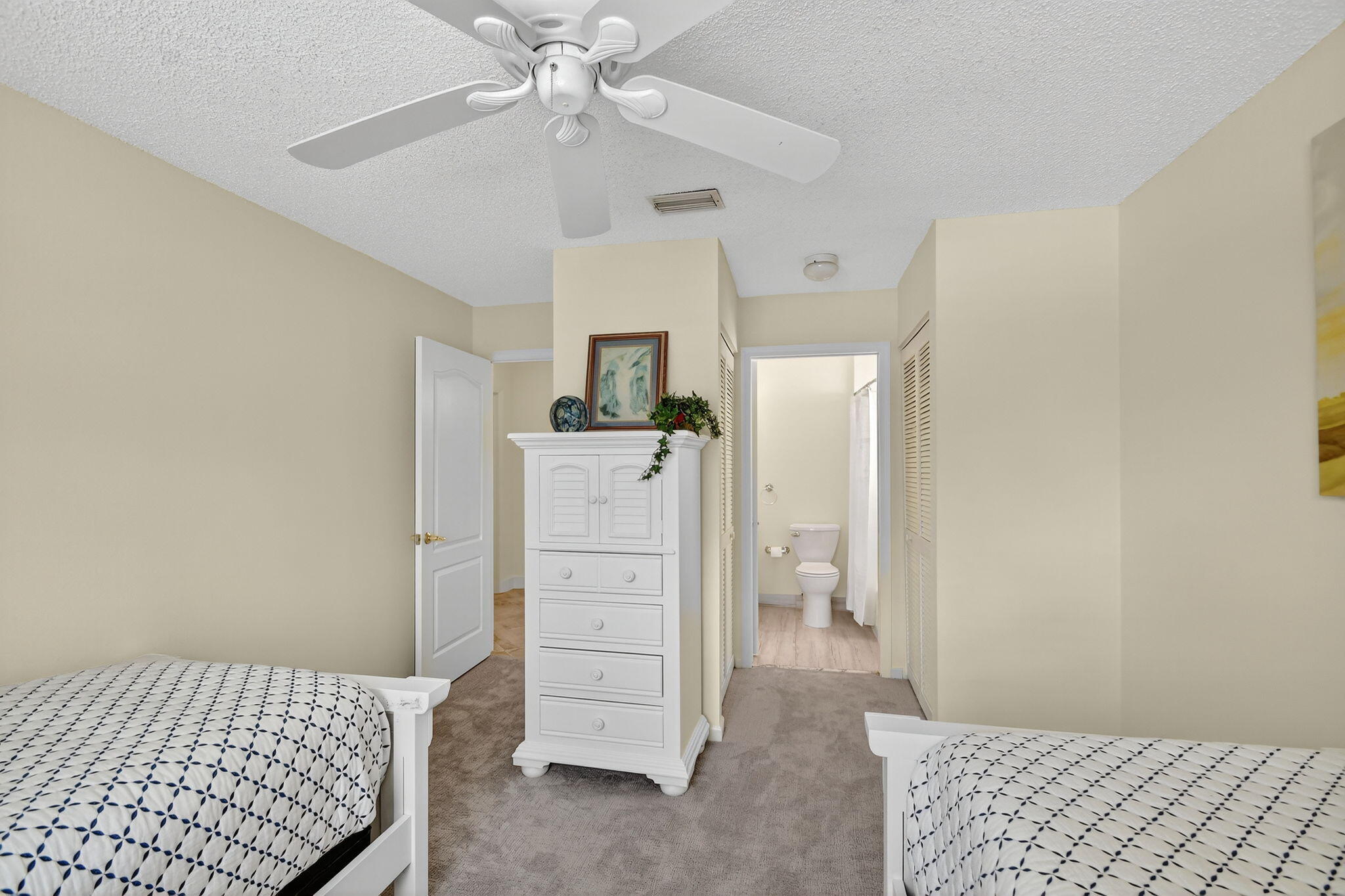 9333 Heathridge Drive Property Photo 33