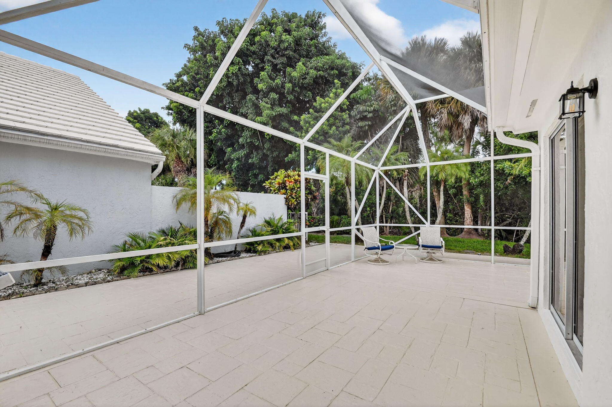 9333 Heathridge Drive Property Photo 37