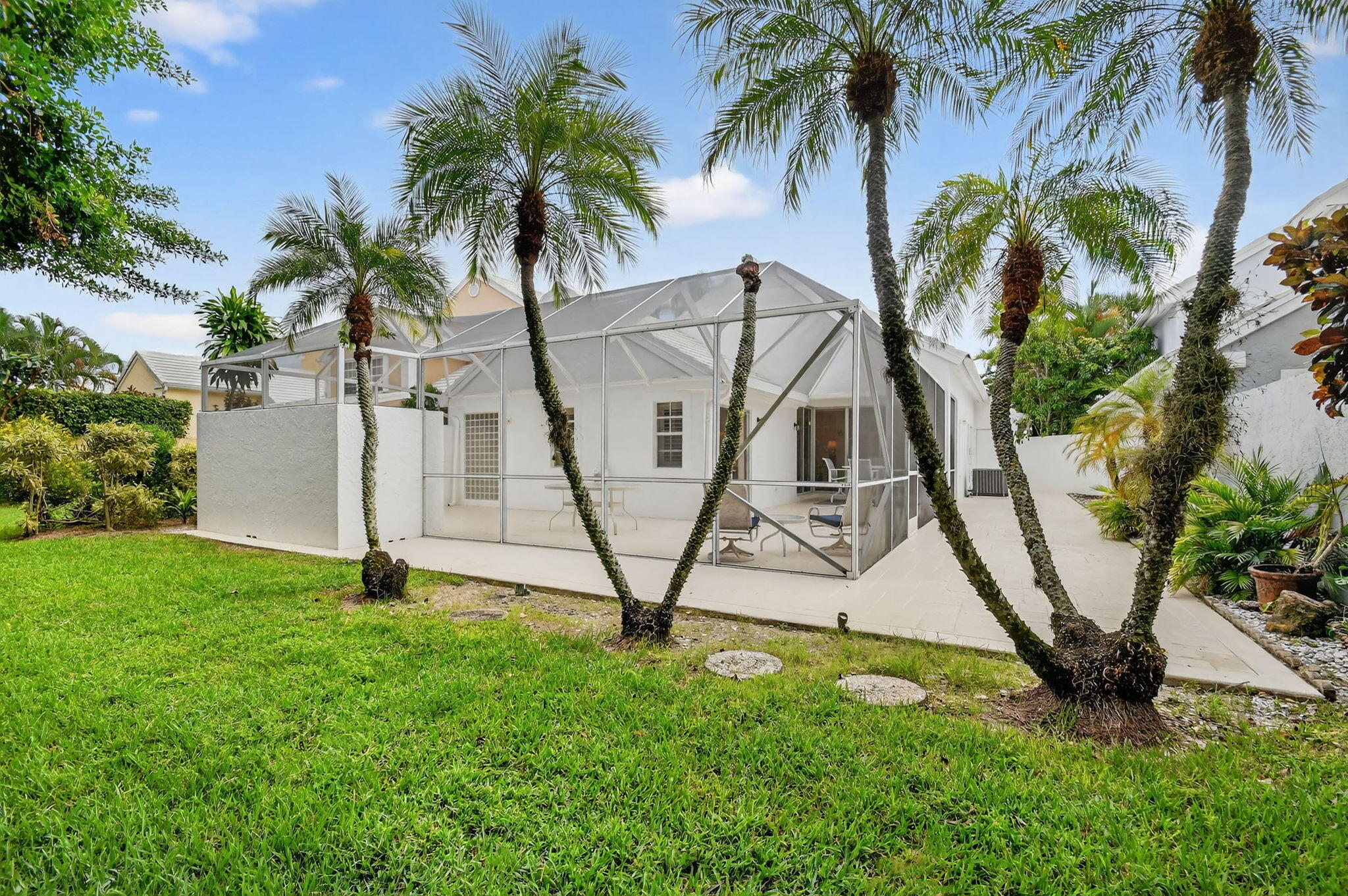 9333 Heathridge Drive Property Photo 44