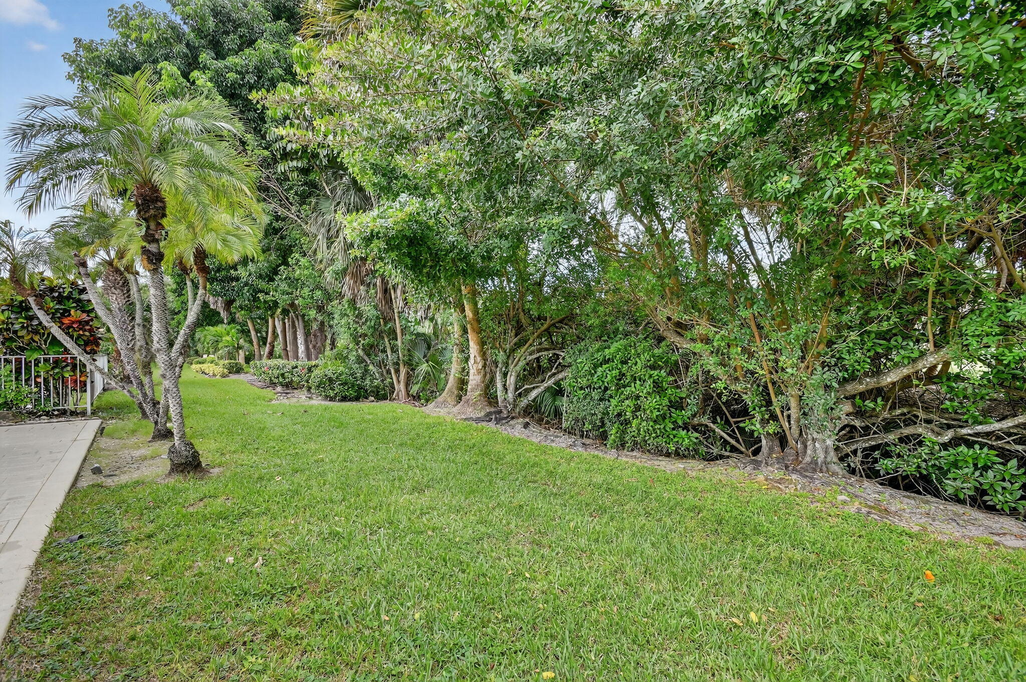 9333 Heathridge Drive Property Photo 46