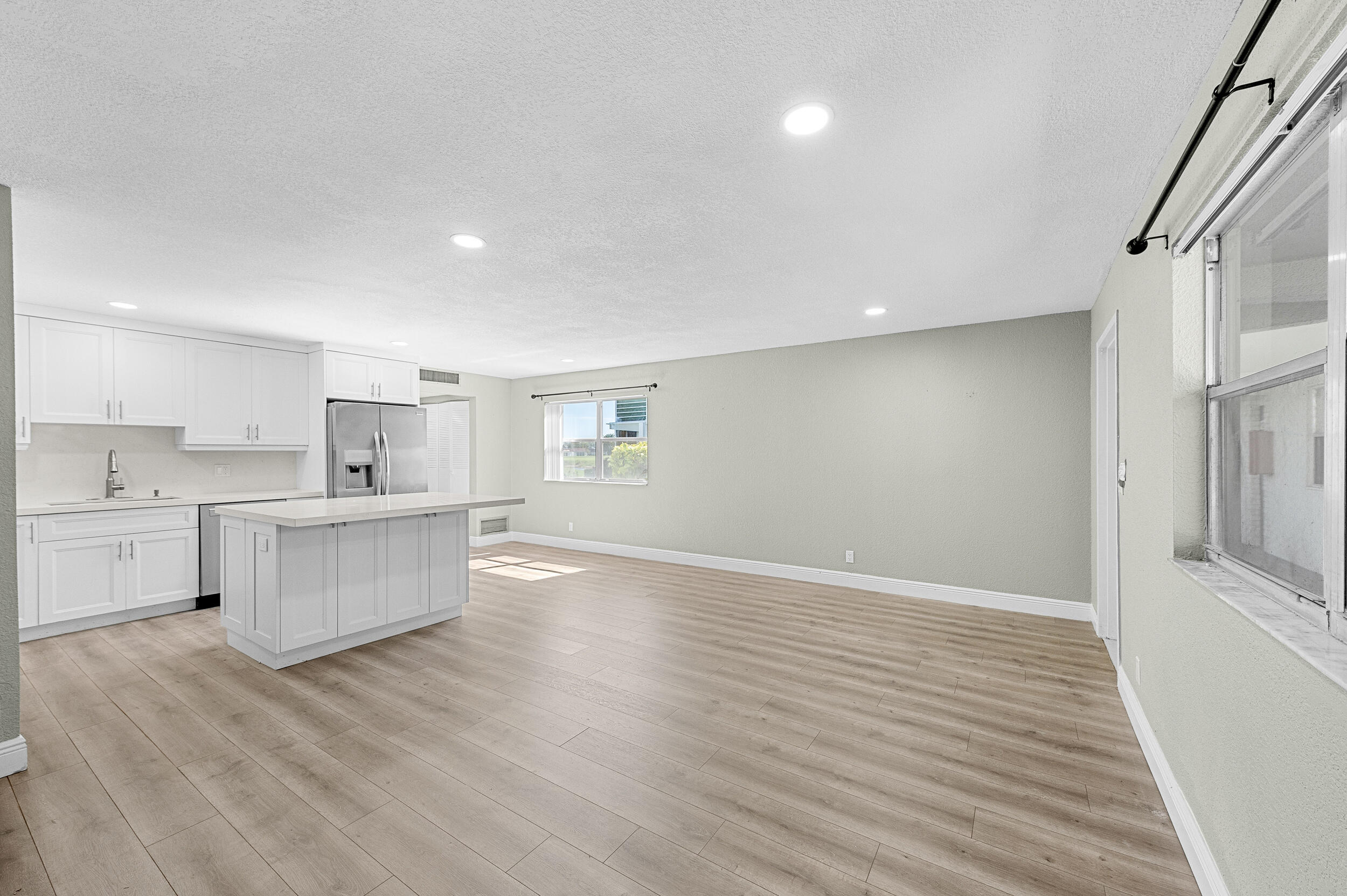 106 Tuscany B Property Photo 6