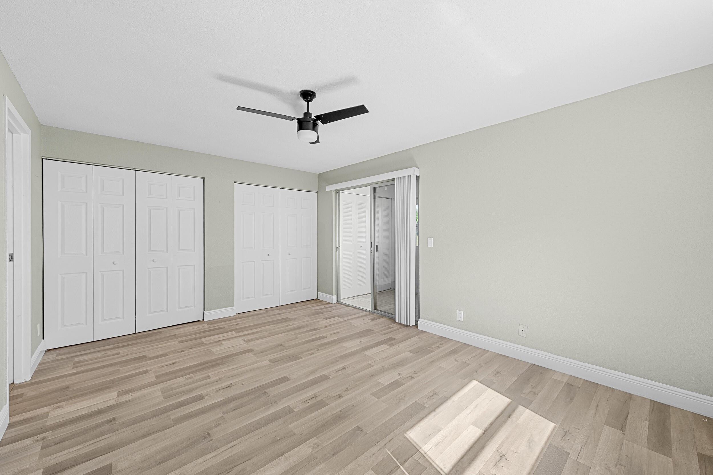 106 Tuscany B Property Photo 24