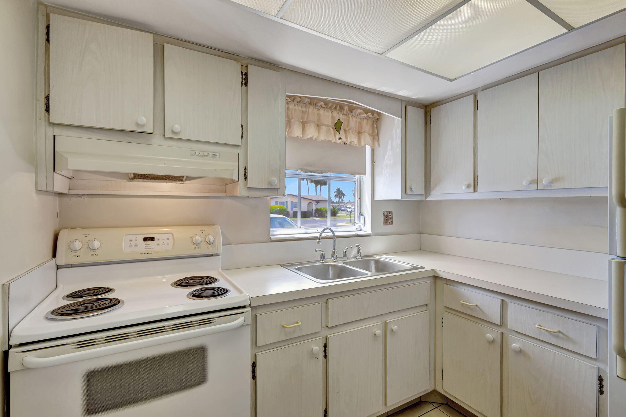 2966 Ashley Dr Drive E I Property Photo 11