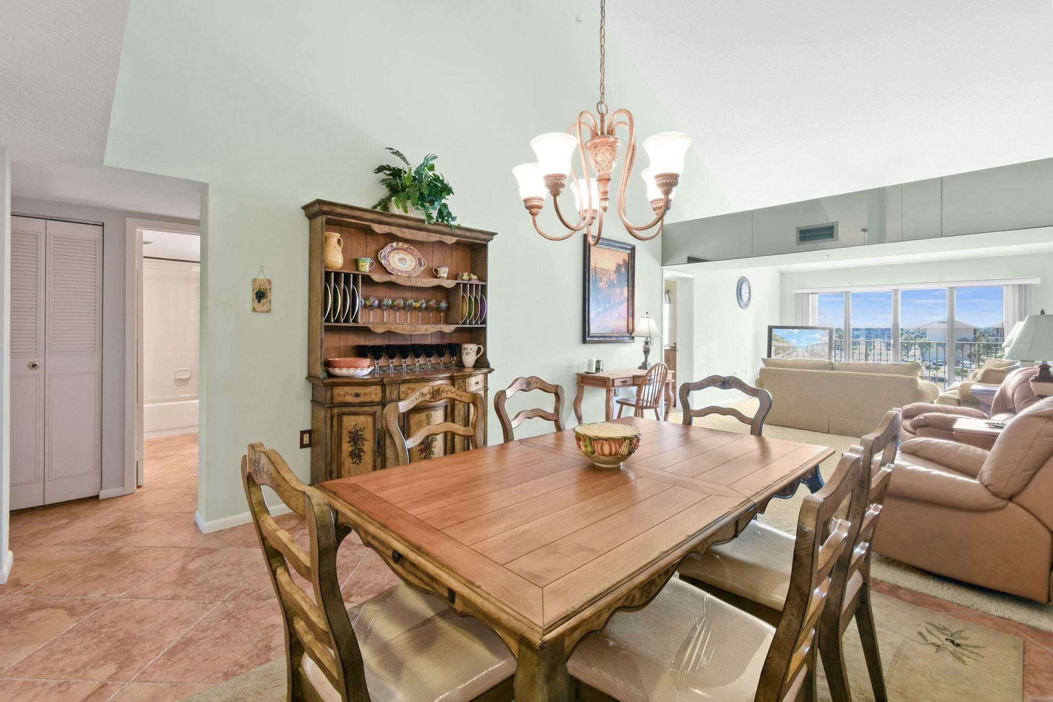 1601 Marina Isle Way 505 Property Photo 7