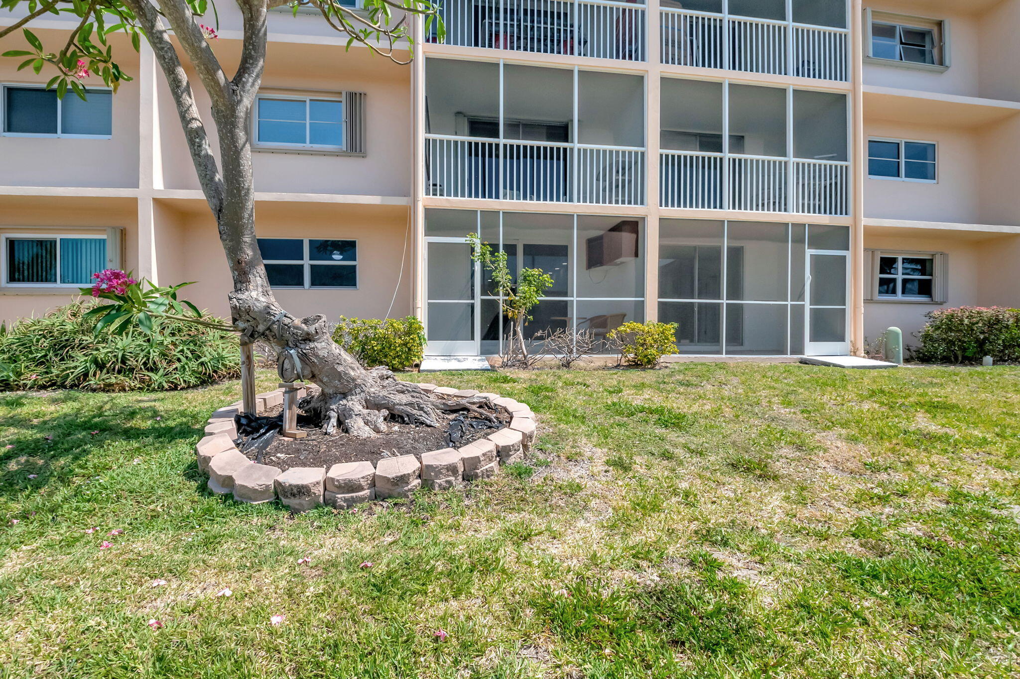 750 Ne Spanish River Boulevard 103 Property Photo 34