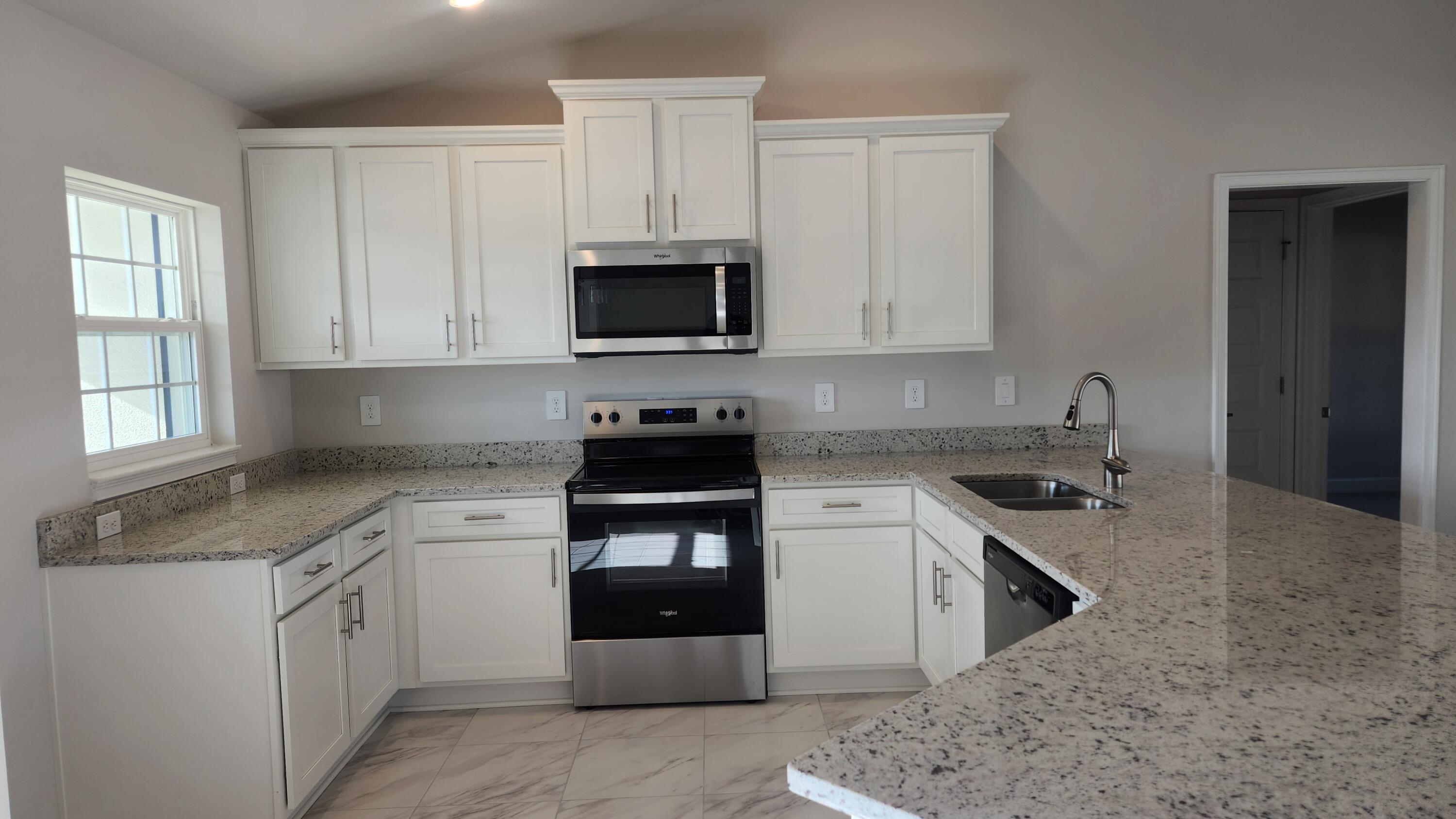 2049 Sw Bayshore Boulevard Property Photo 5