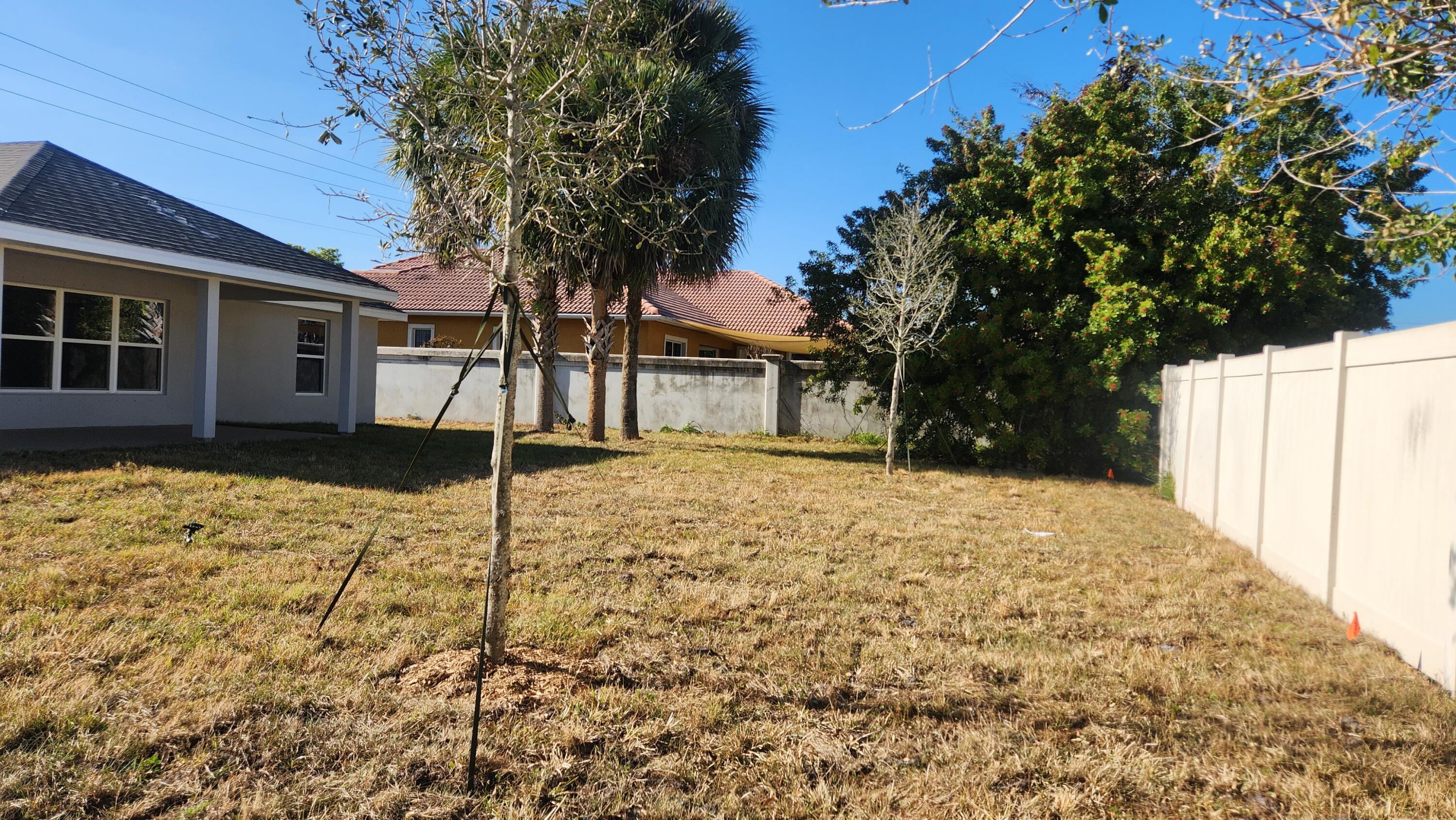 2049 Sw Bayshore Boulevard Property Photo 9