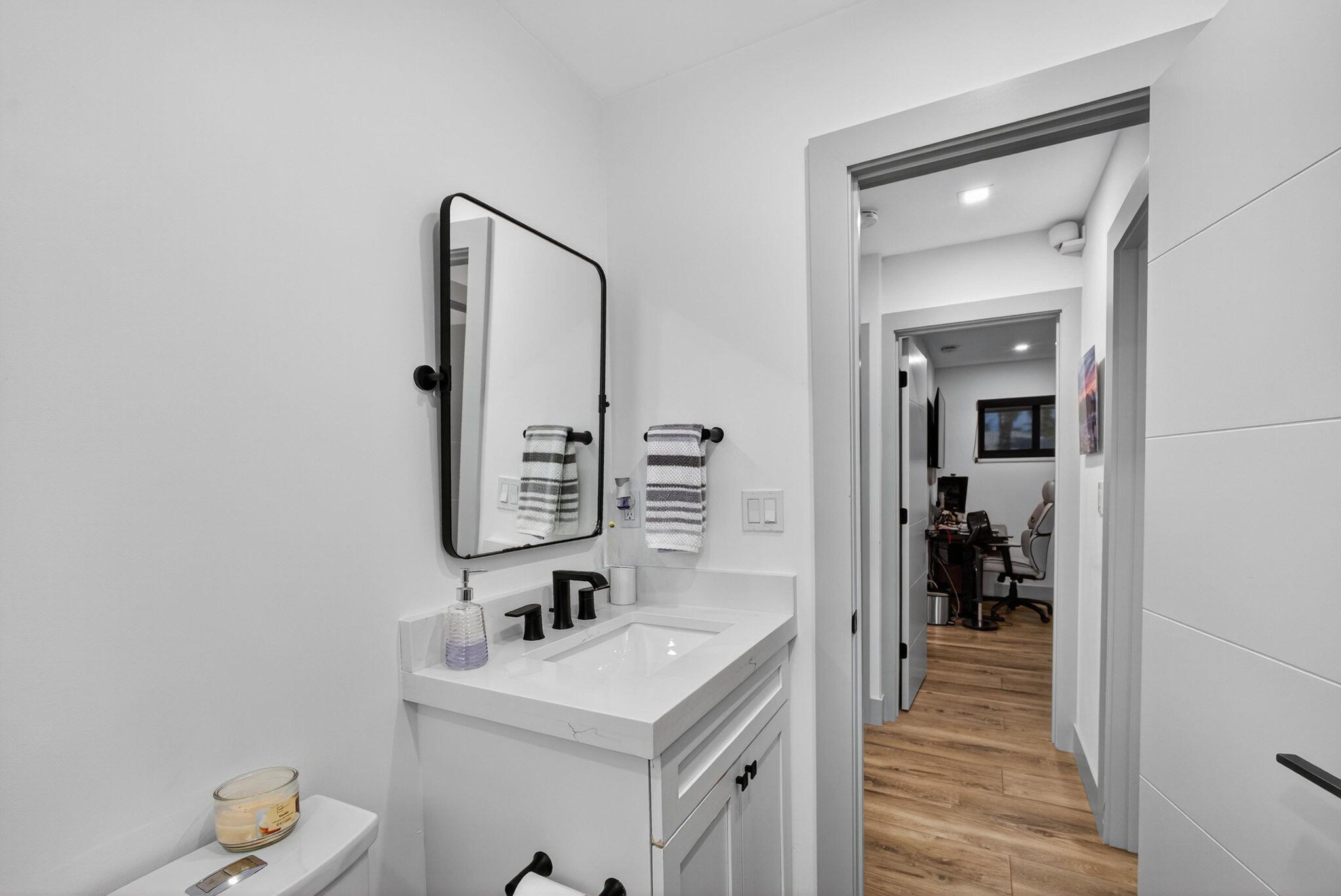 12 Leeward Circle Property Photo 31