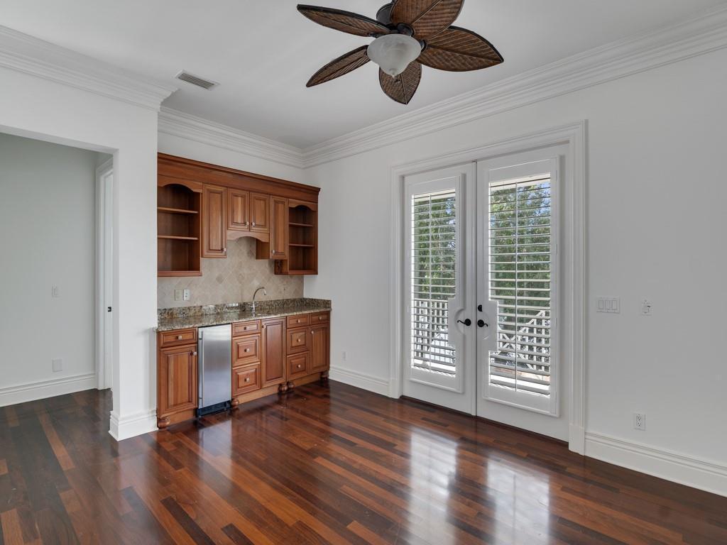 1209 Islander Way Property Photo 20