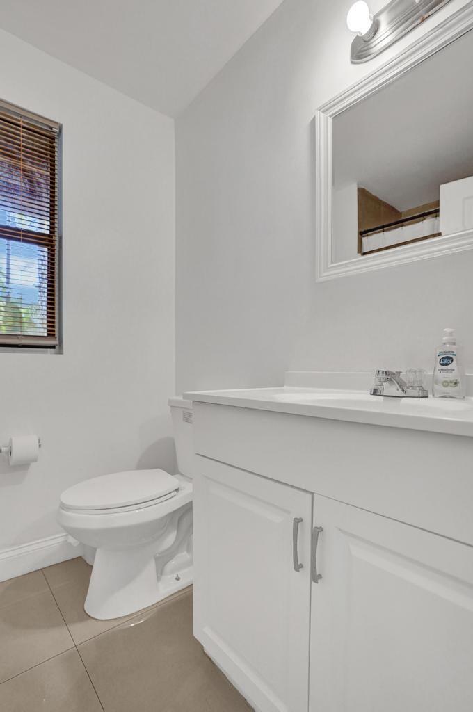 2311 N Congress Avenue 11 Property Photo 17