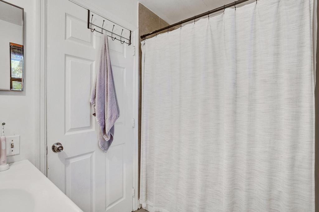2311 N Congress Avenue 11 Property Photo 18