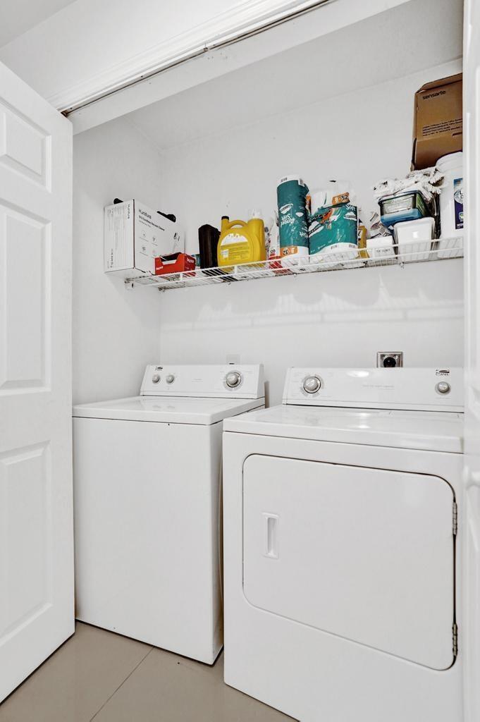 2311 N Congress Avenue 11 Property Photo 20