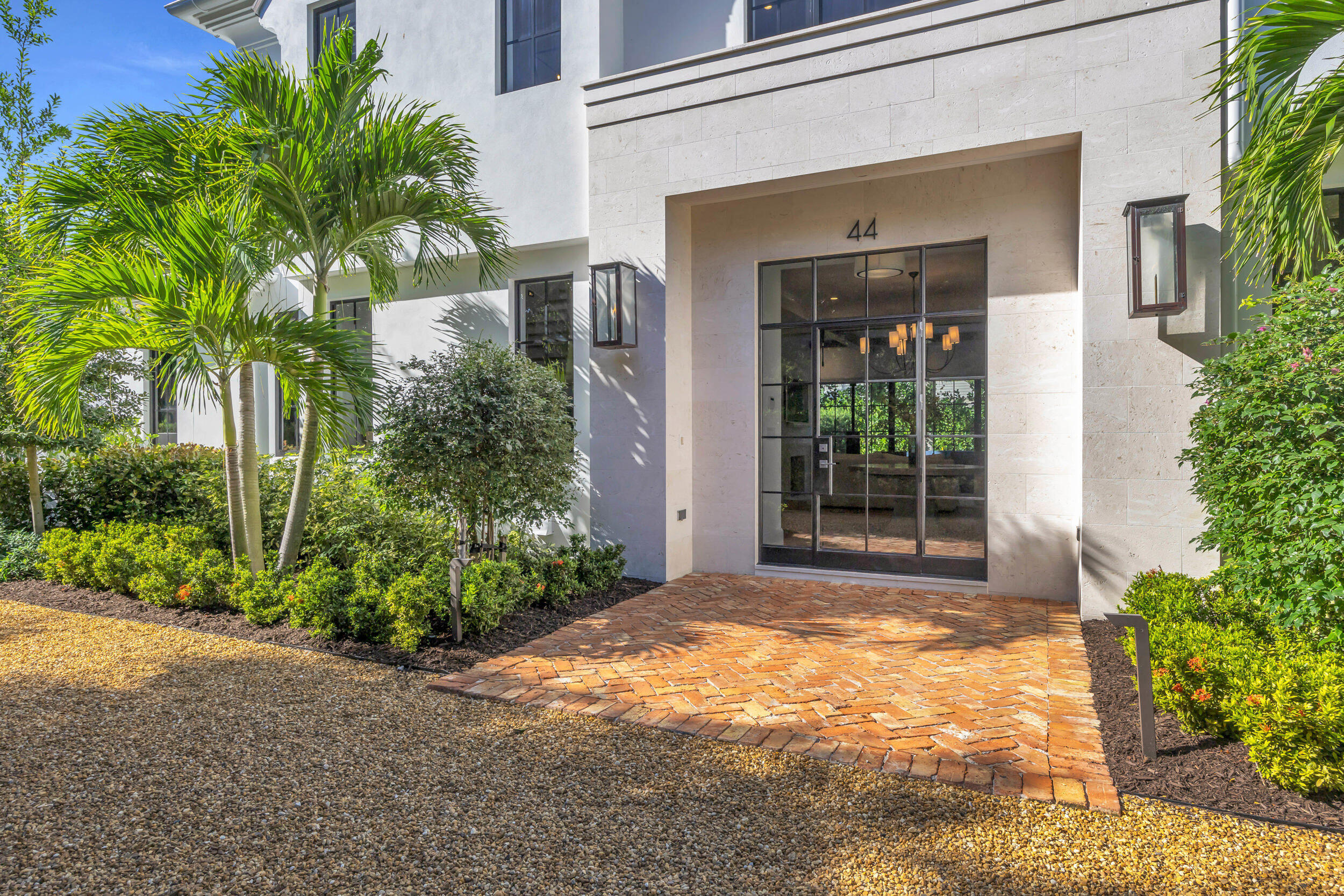 44 S Beach Road Property Photo 4