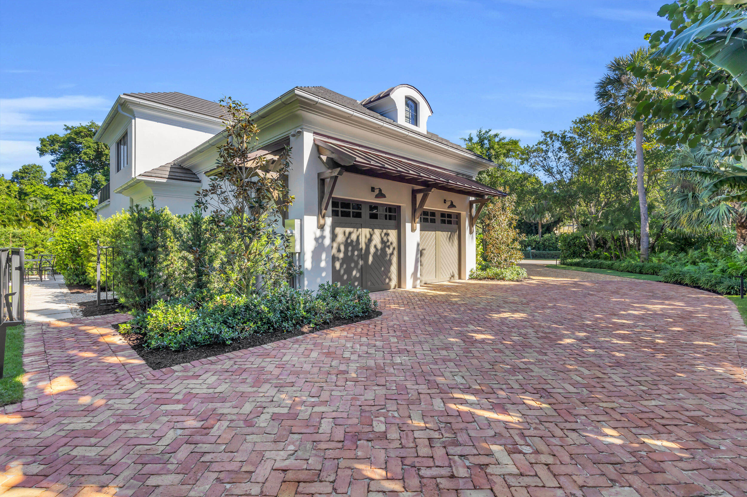 44 S Beach Road Property Photo 5