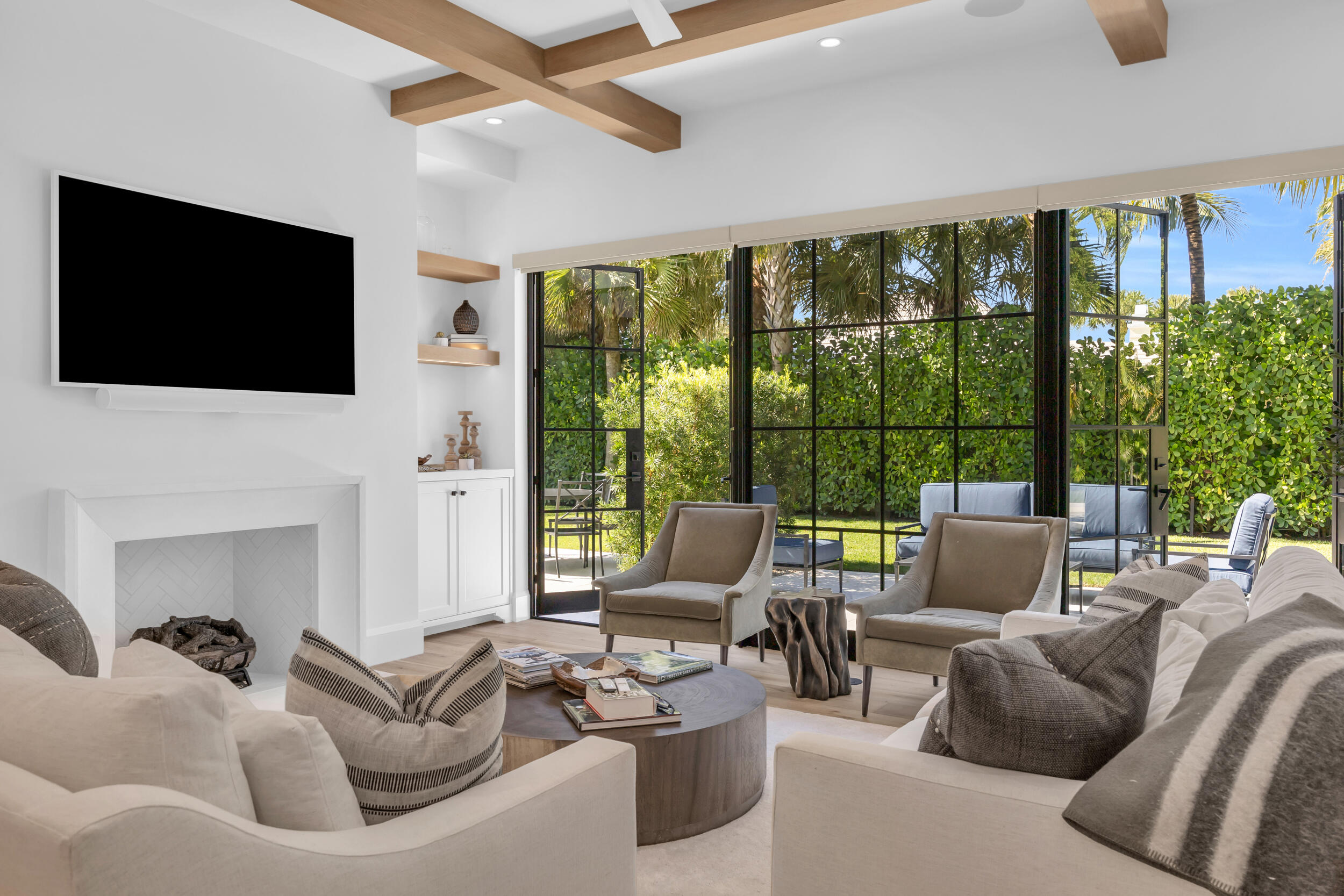 44 S Beach Road Property Photo 10