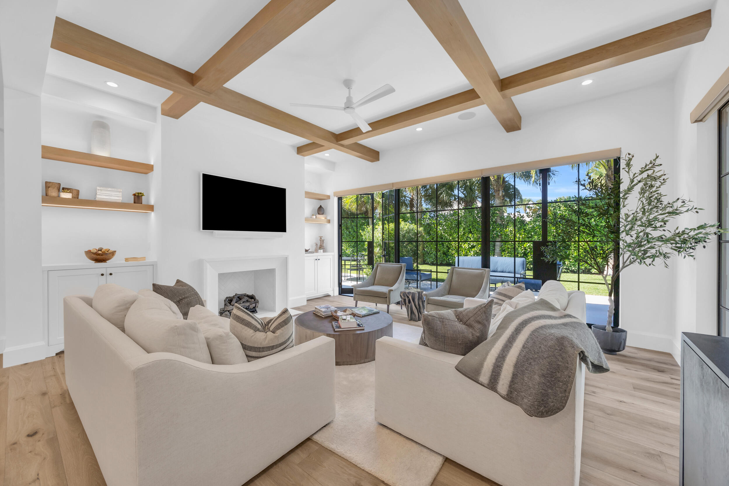 44 S Beach Road Property Photo 12