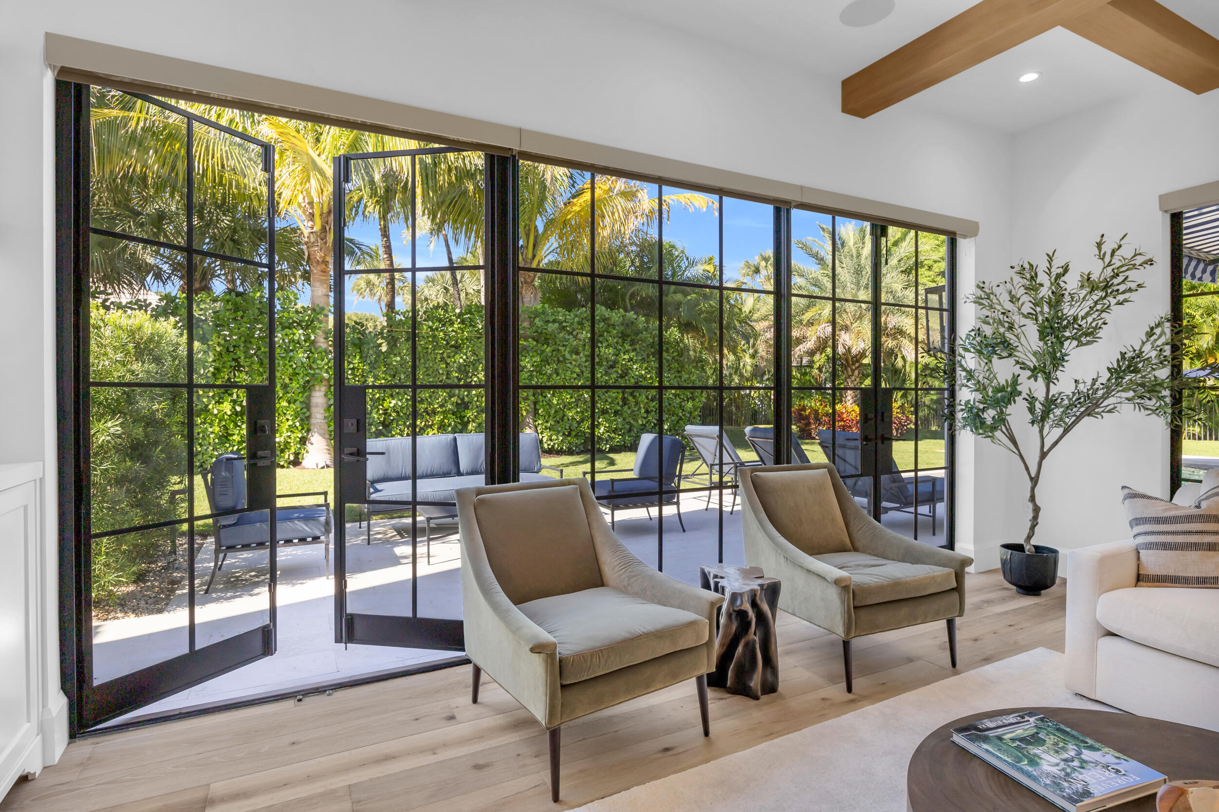 44 S Beach Road Property Photo 13