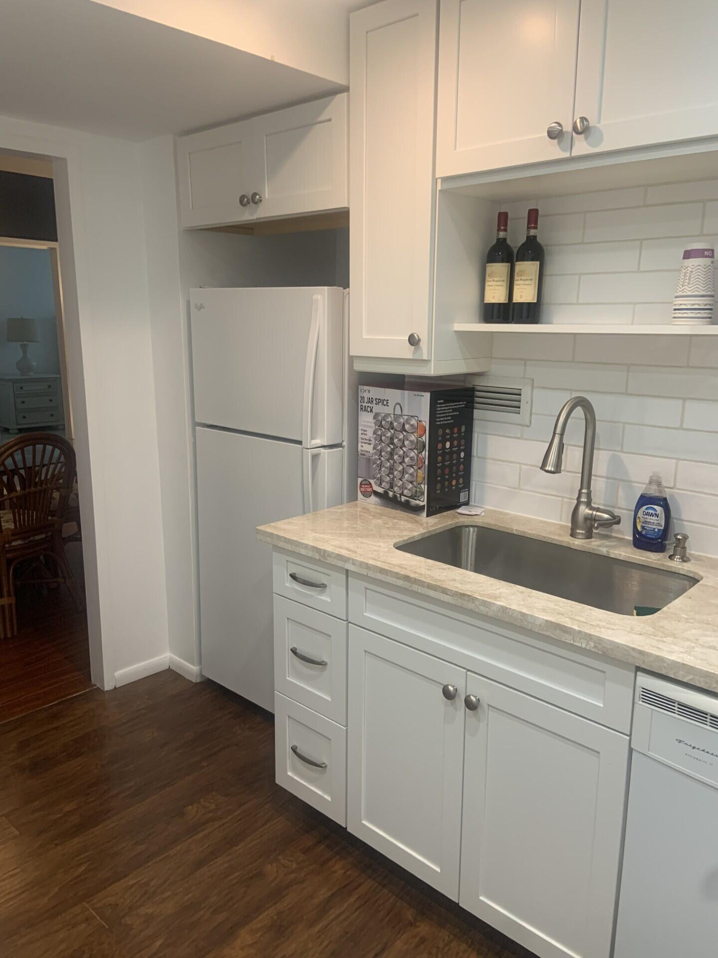 2840 S Ocean Boulevard 2050 Property Photo 8