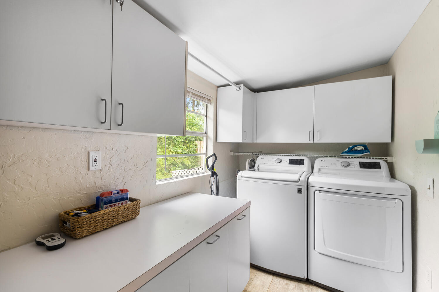 303 Lang Road Property Photo 17