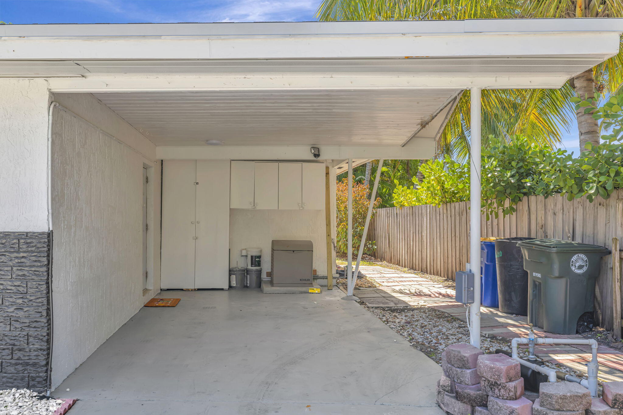 1911 Cypress Avenue Property Photo 3