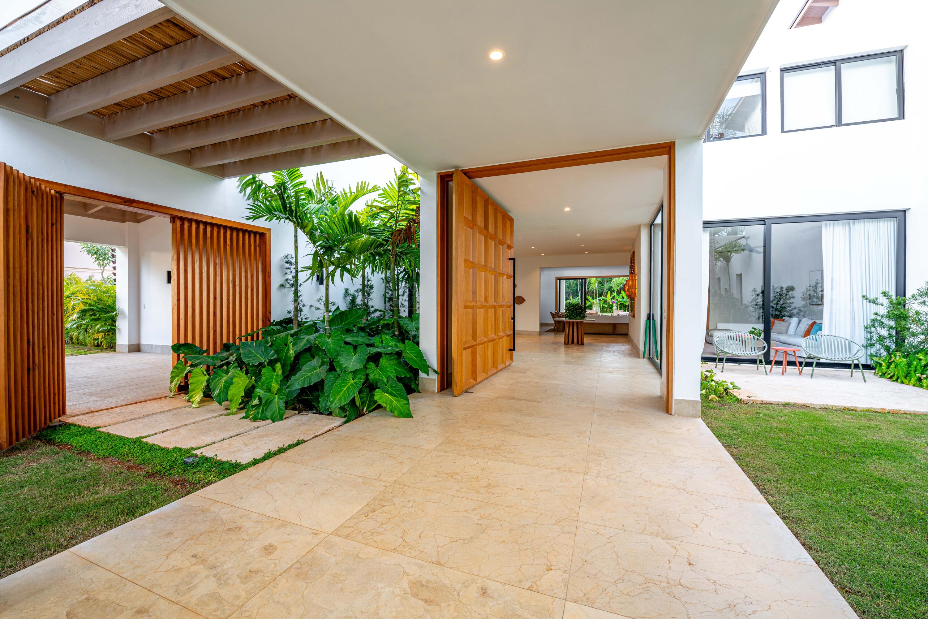 41 Barranca Property Photo 6