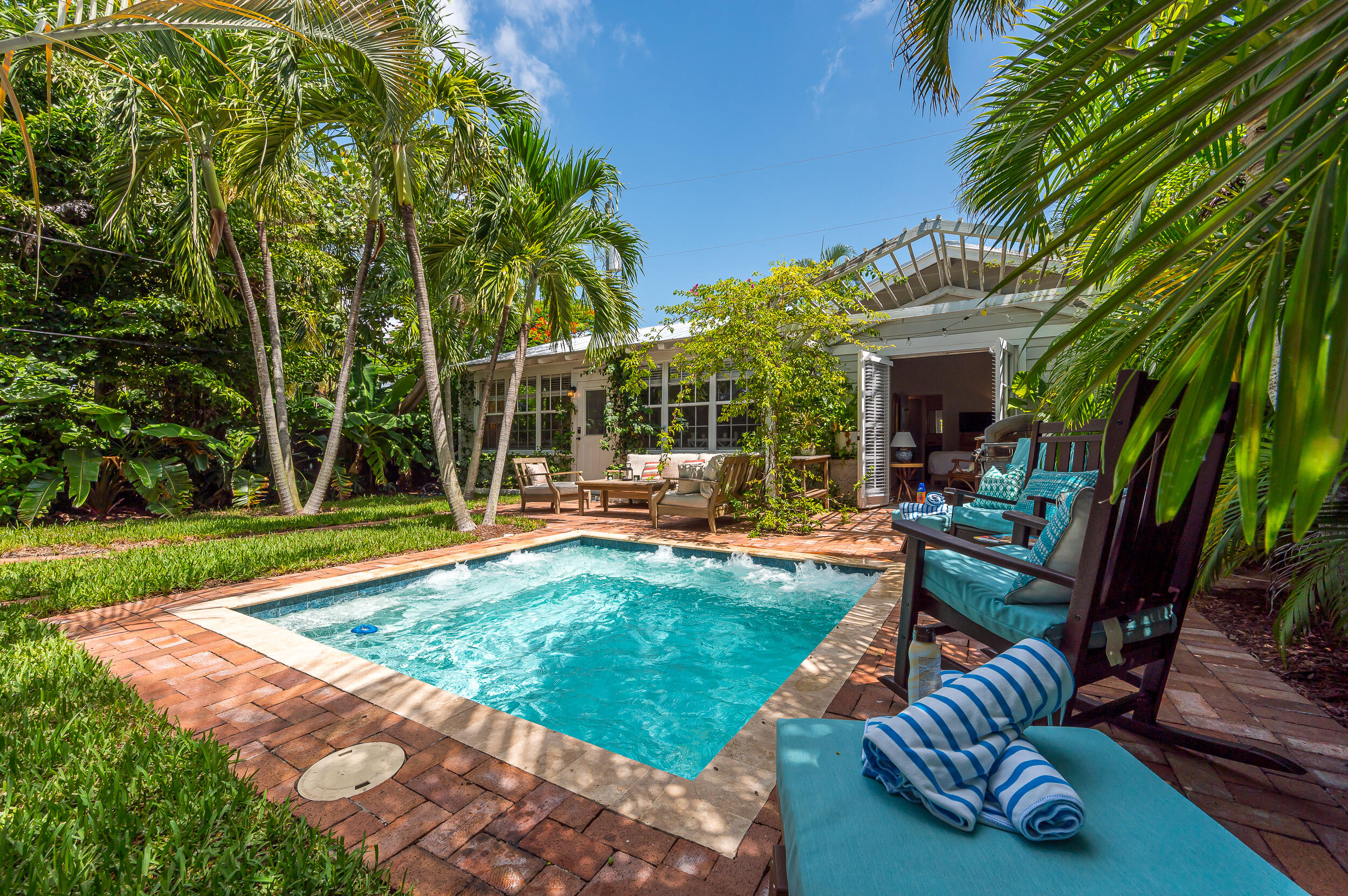715 Palm Street Property Photo 45