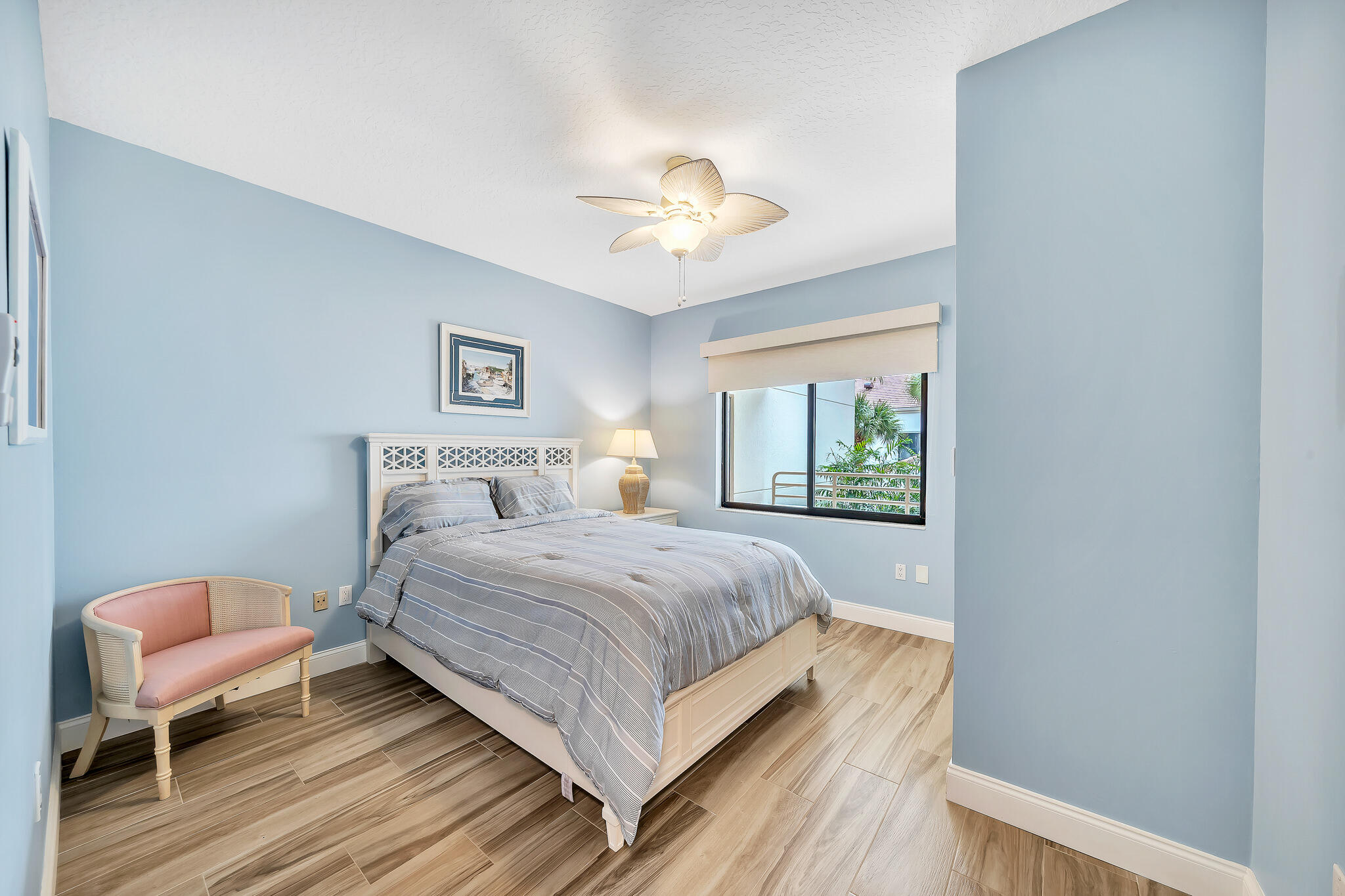 827 Oak Harbour Drive Property Photo 42
