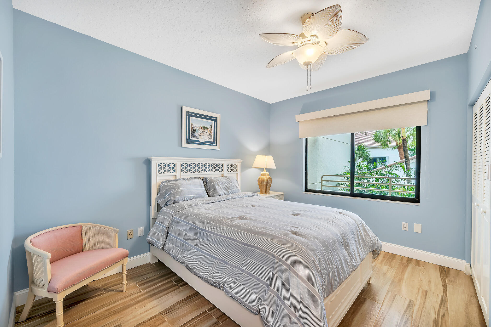 827 Oak Harbour Drive Property Photo 43