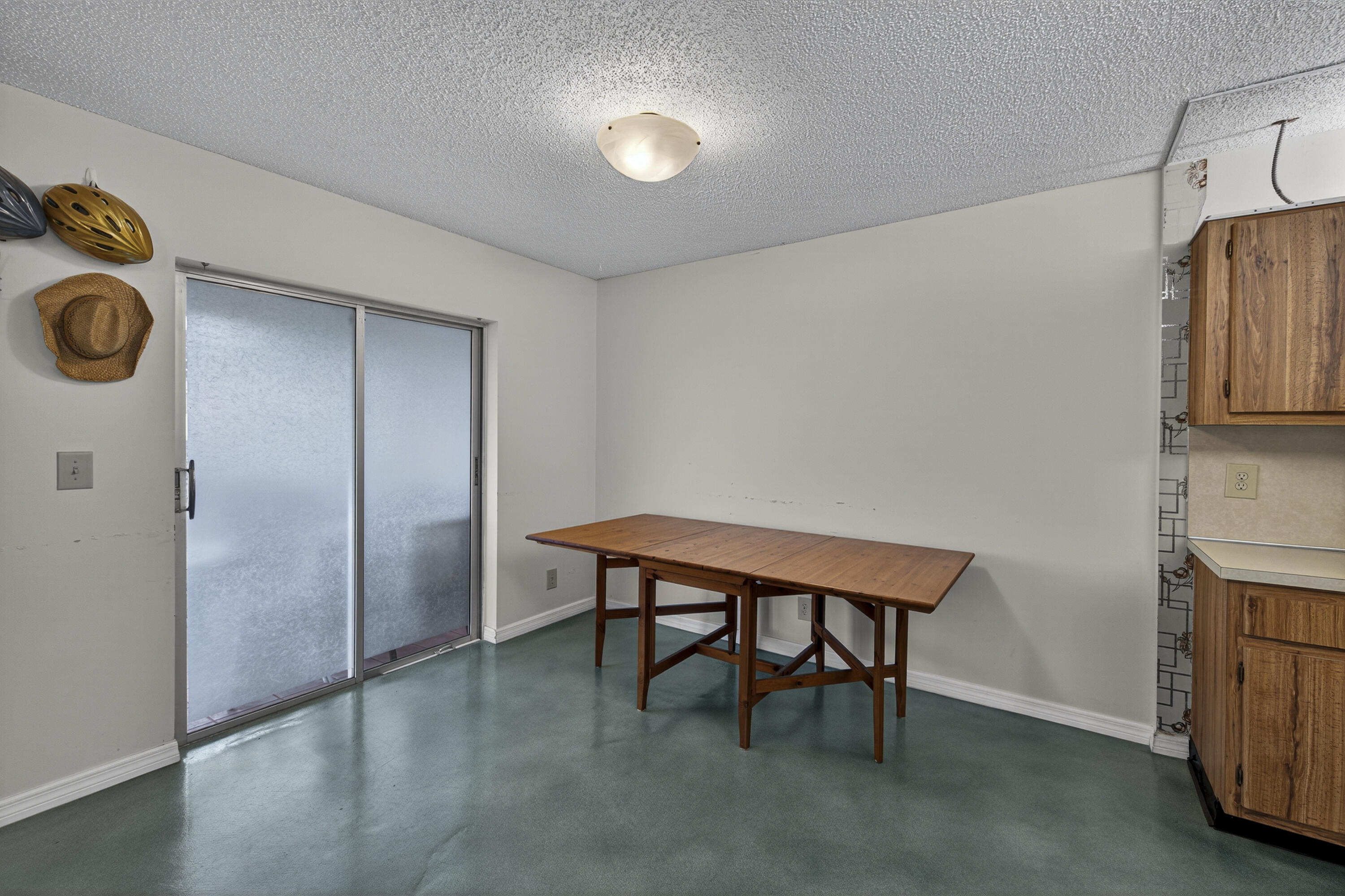 14236 Campanelli Drive Property Photo 9