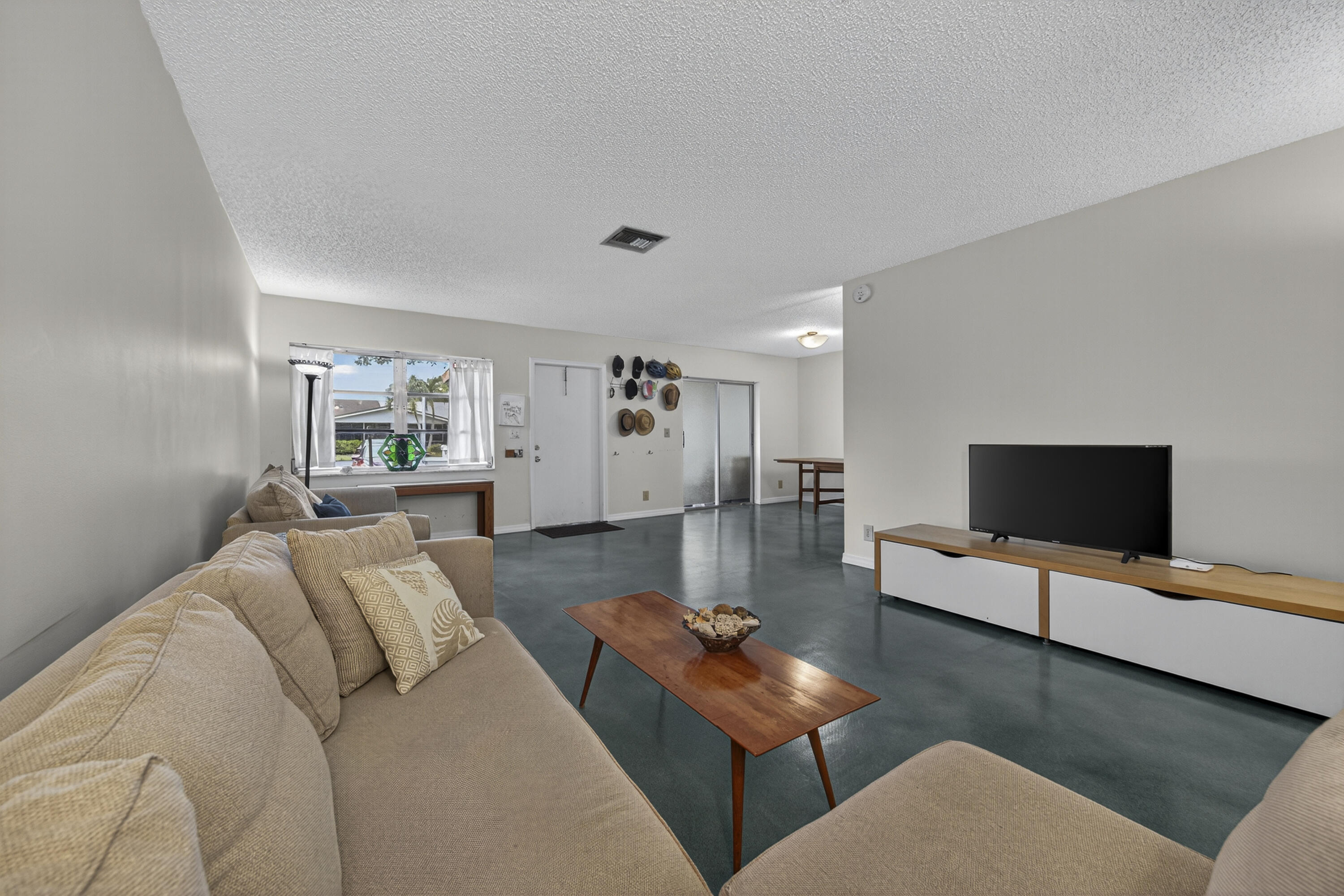 14236 Campanelli Drive Property Photo 15