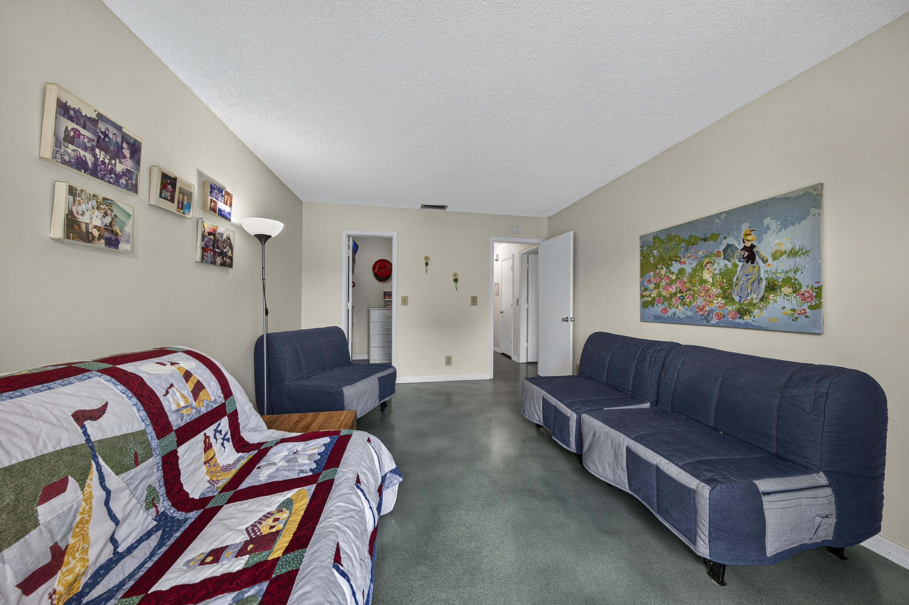 14236 Campanelli Drive Property Photo 22