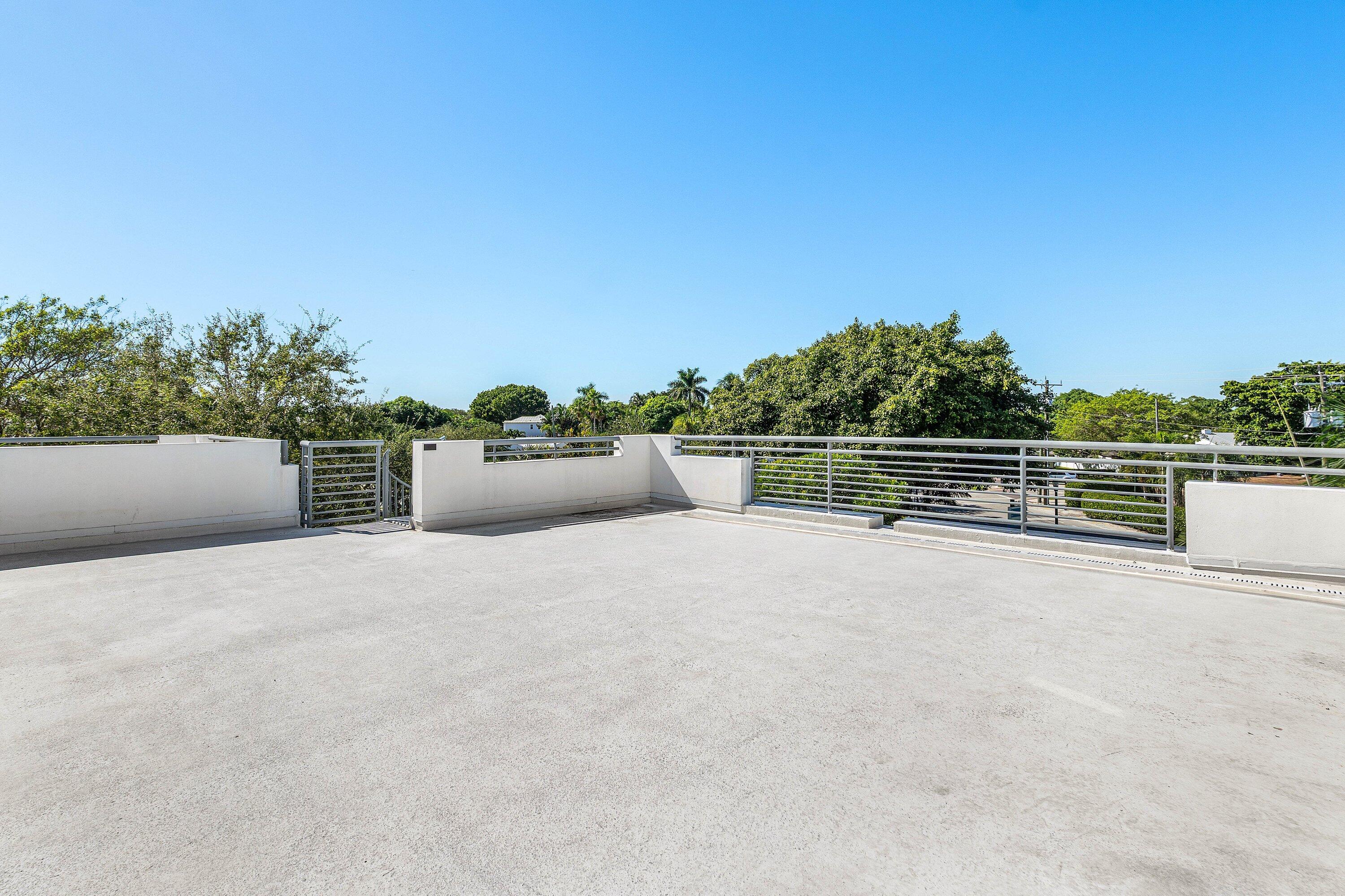 226 Palm Court Property Photo 43